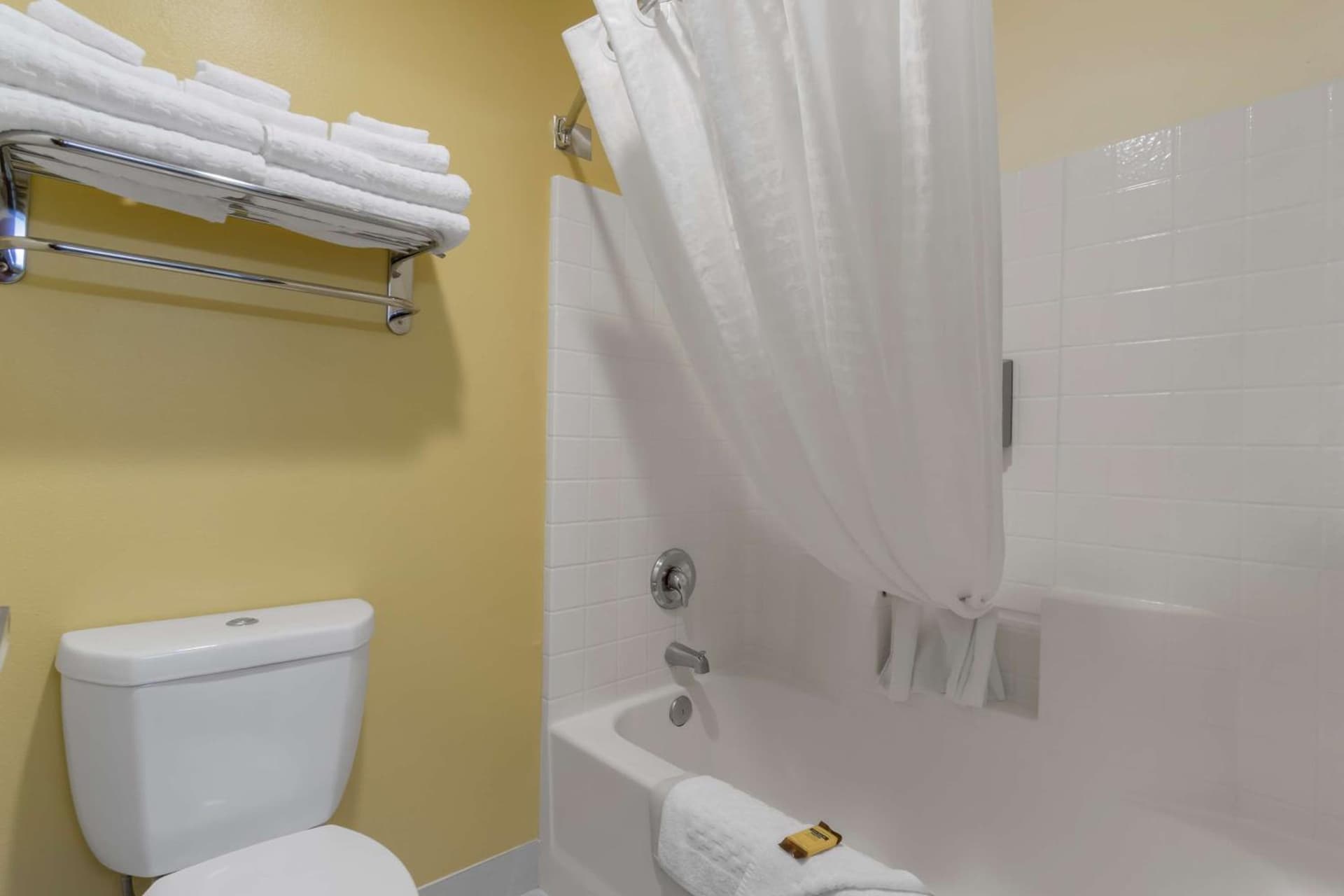 Best Western Plus Park Place Inn & Suites gallery photo in Chehalis, WA — image 12