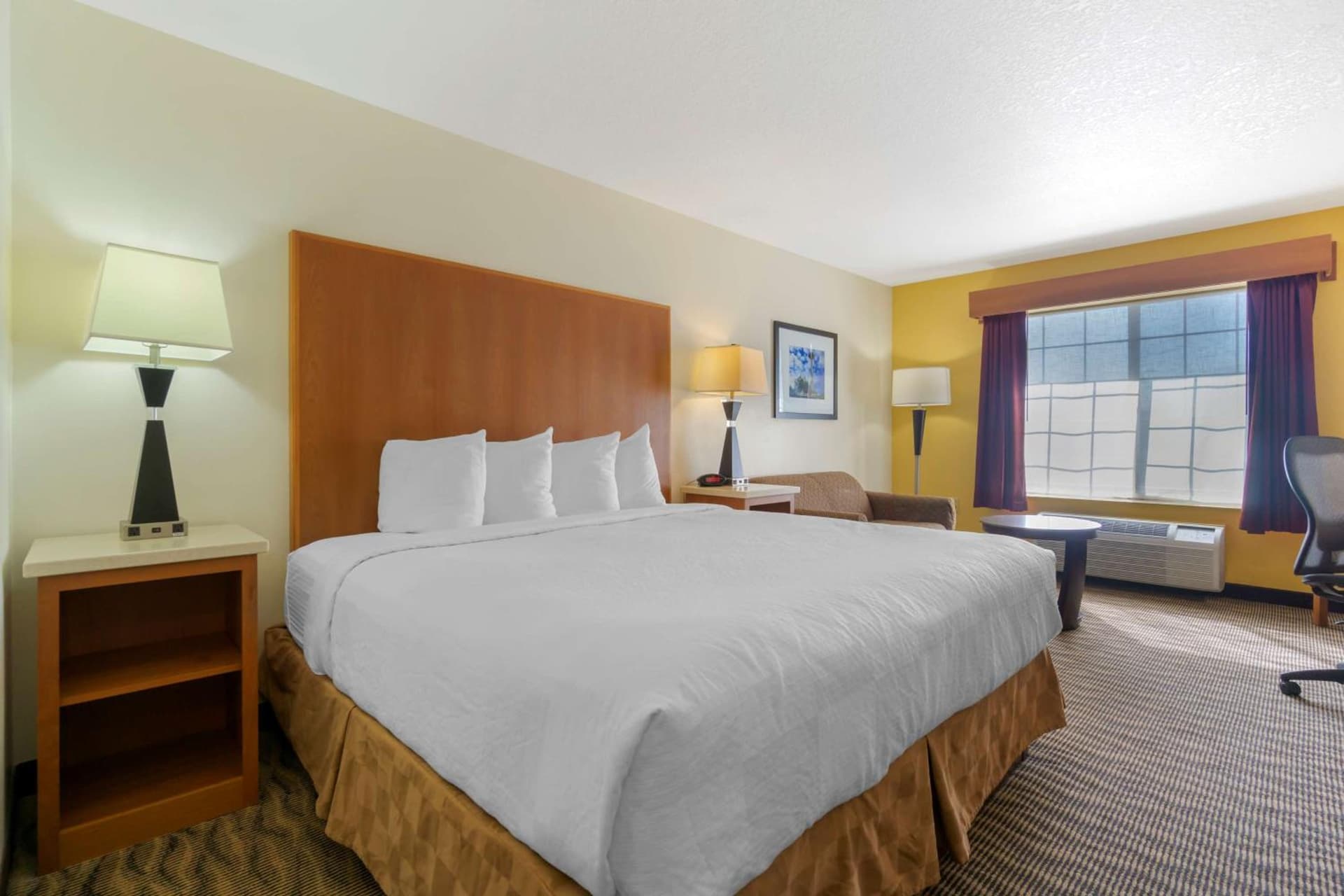 Best Western Plus Park Place Inn & Suites gallery photo in Chehalis, WA — image 5