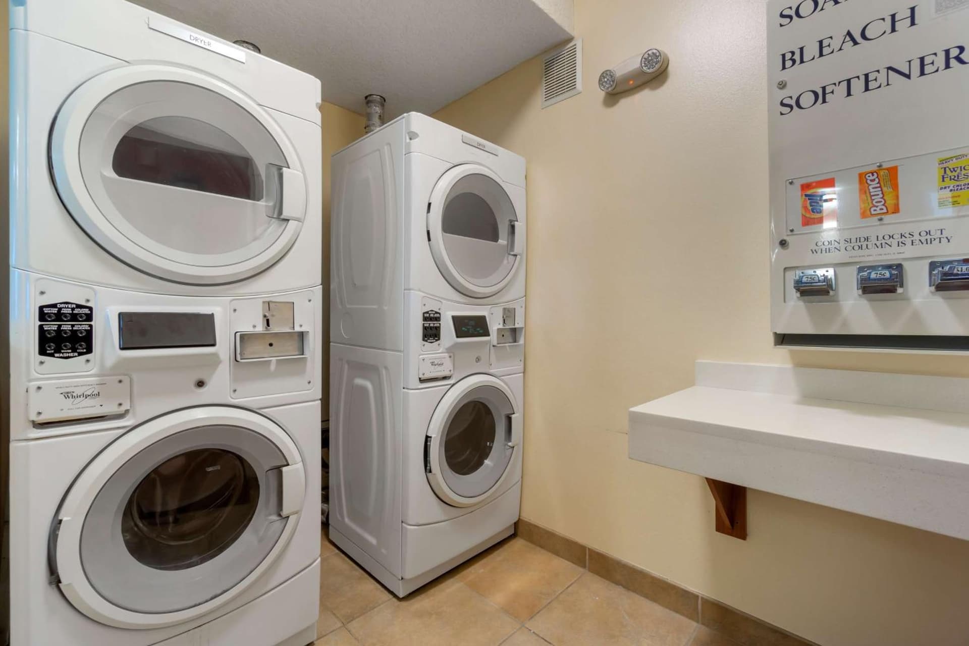 Best Western Plus Park Place Inn & Suites gallery photo in Chehalis, WA — image 25