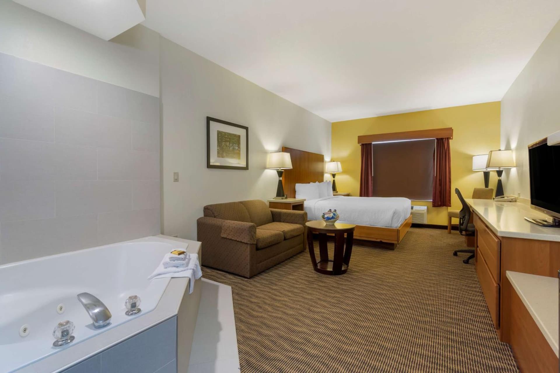 Best Western Plus Park Place Inn & Suites gallery photo in Chehalis, WA — image 29