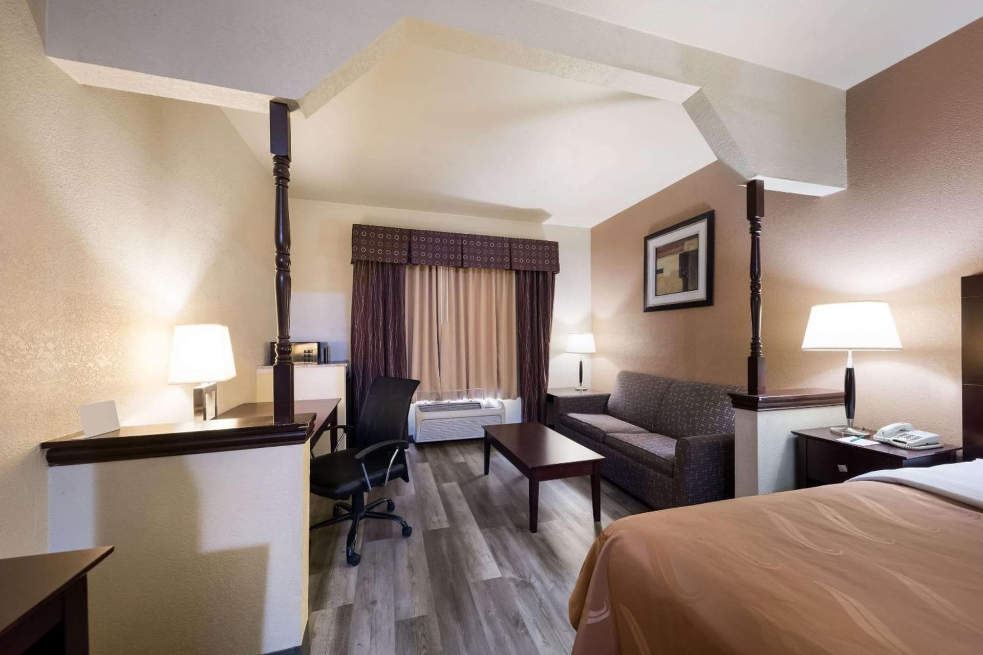 Quality Inn & Suites Terrell gallery photo in Terrell, TX — image 24