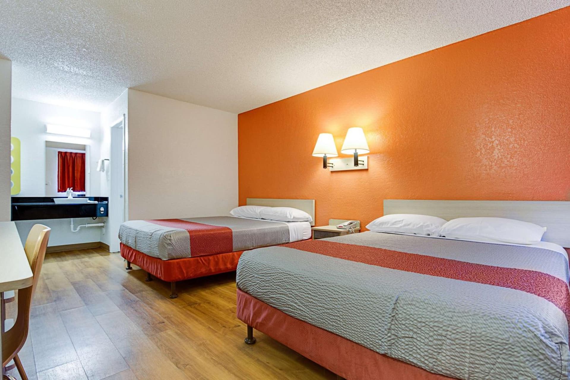 Motel 6-Tempe, AZ - Scottsdale South interior in Tempe, AZ — gallery photo 2