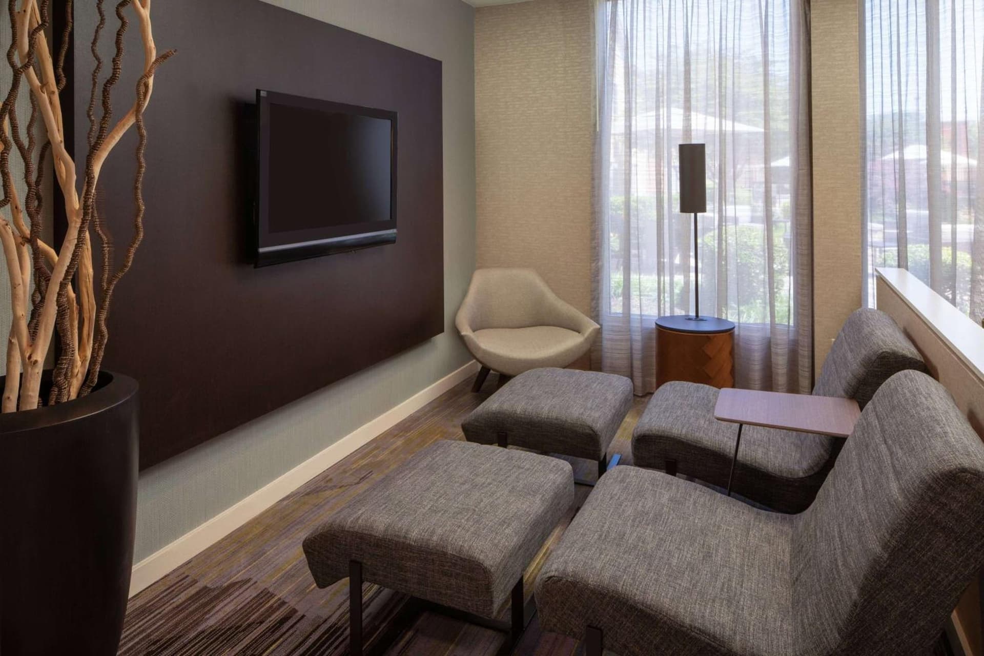Sonesta Select Chattanooga Hamilton Place gallery photo in Chattanooga, TN — image 6