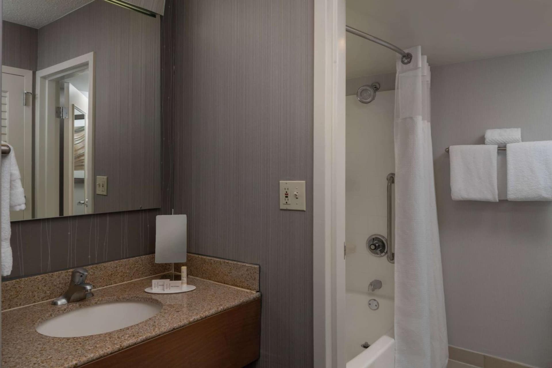Sonesta Select Chattanooga Hamilton Place gallery photo in Chattanooga, TN — image 22