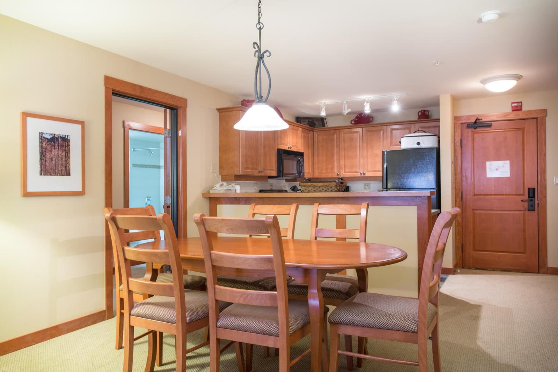 1205B - Double Queen Standard Eagle Springs West condo property views in Solitude — gallery photo 3