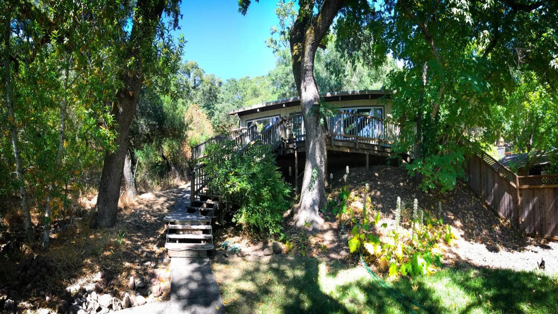 The Oak Haven - a relaxing sanctuary w/spa! featured exterior or lobby in Glen Ellen, CA — similar hotel