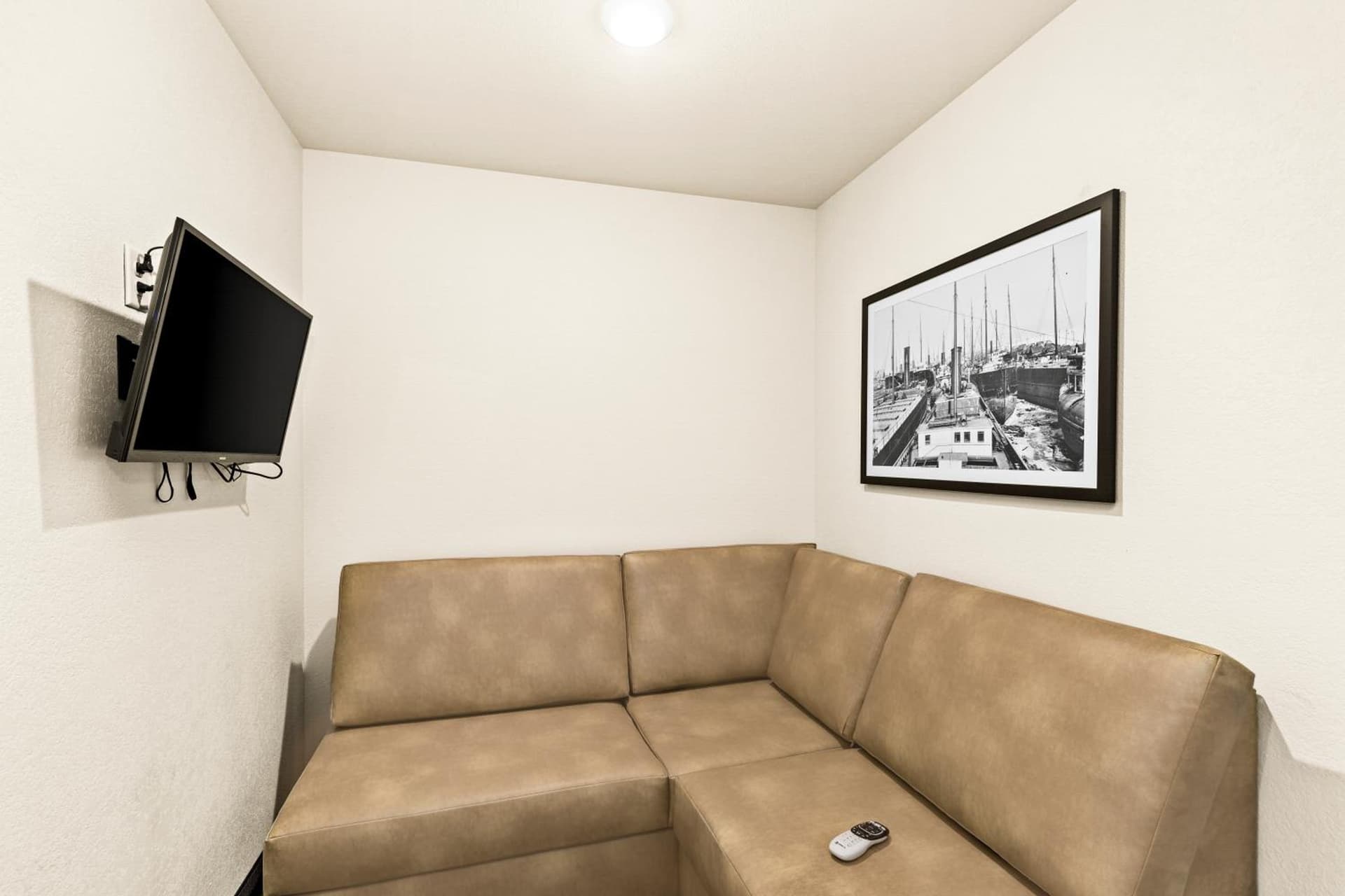 Cobblestone Hotel & Suites - Superior Duluth gallery photo in Superior, WI — image 45