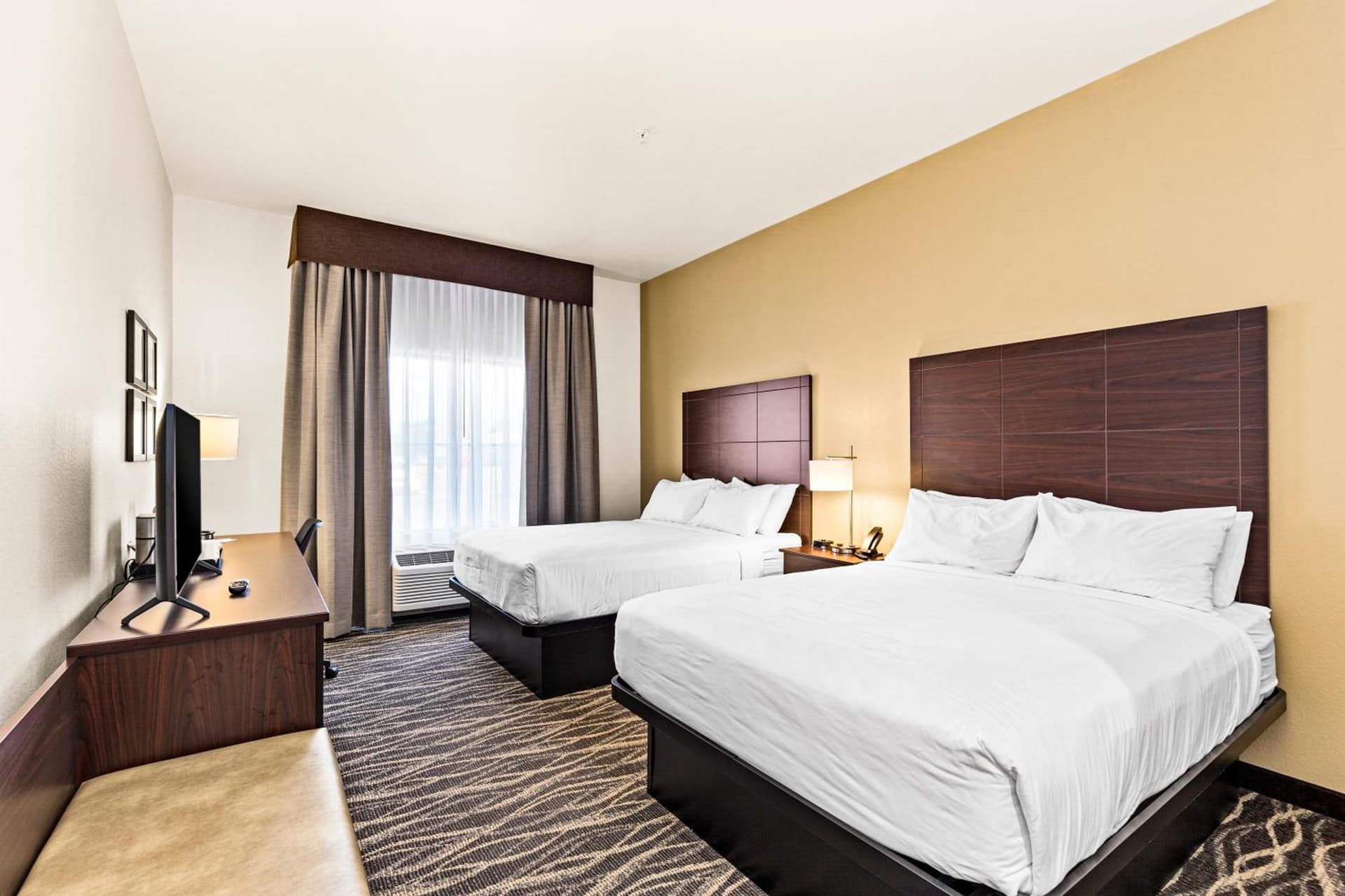 Cobblestone Hotel & Suites - Superior Duluth gallery photo in Superior, WI — image 16