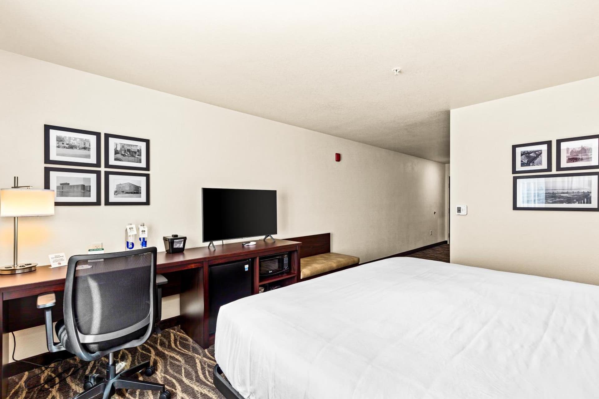 Cobblestone Hotel & Suites - Superior Duluth gallery photo in Superior, WI — image 4