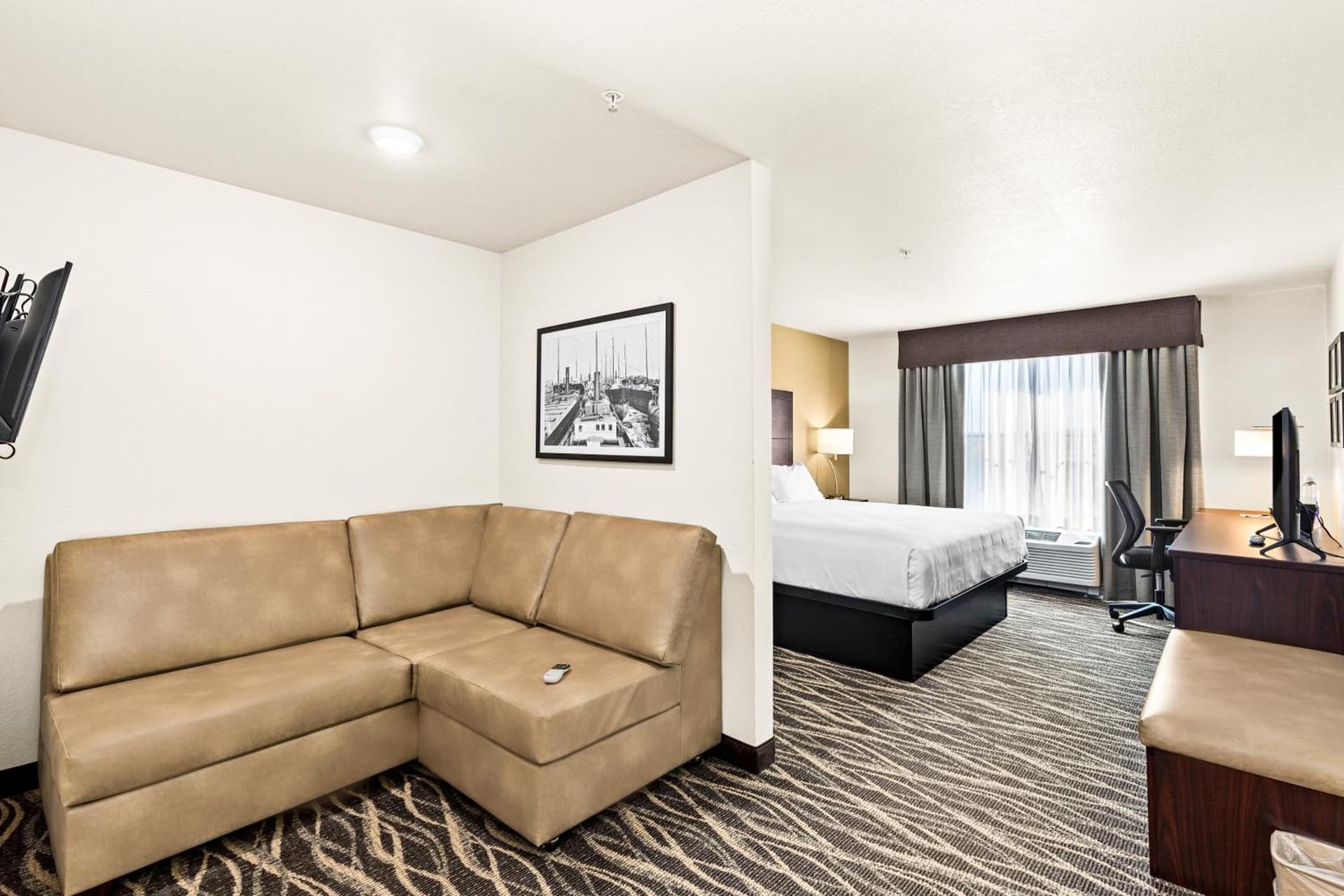 Cobblestone Hotel & Suites - Superior Duluth gallery photo in Superior, WI — image 56