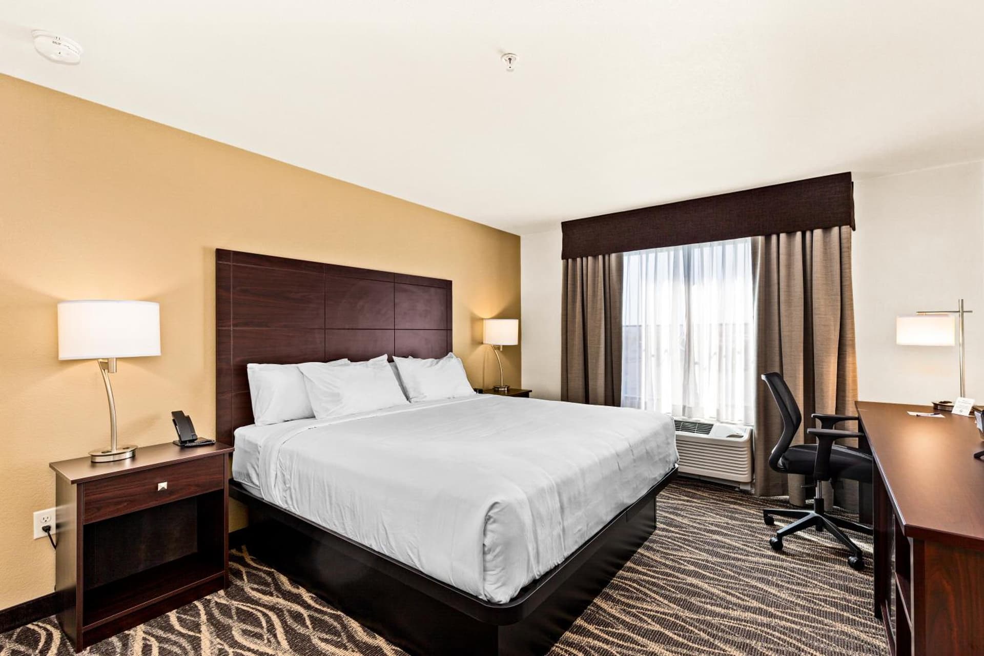 Cobblestone Hotel & Suites - Superior Duluth gallery photo in Superior, WI — image 8