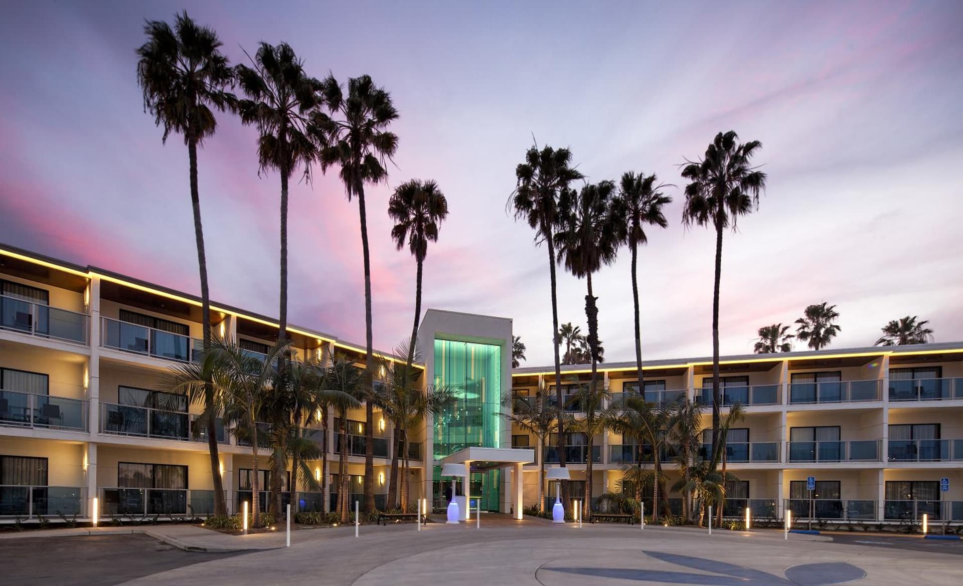 Marina del Rey Hotel featured exterior or lobby in Los Angeles, CA — similar hotel