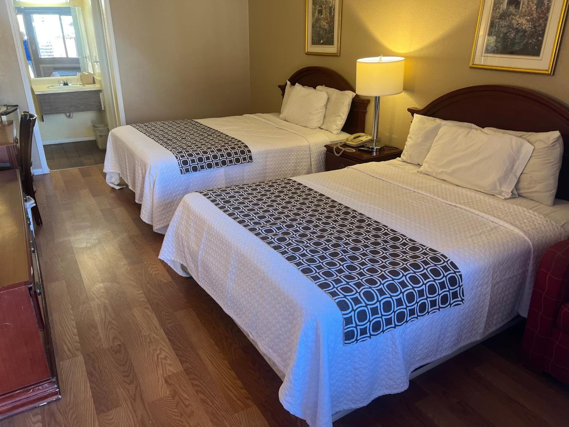 Days Inn by Wyndham Victorville - Hesperia I-15 Palmdale Road property views in Victorville, CA — gallery photo 3