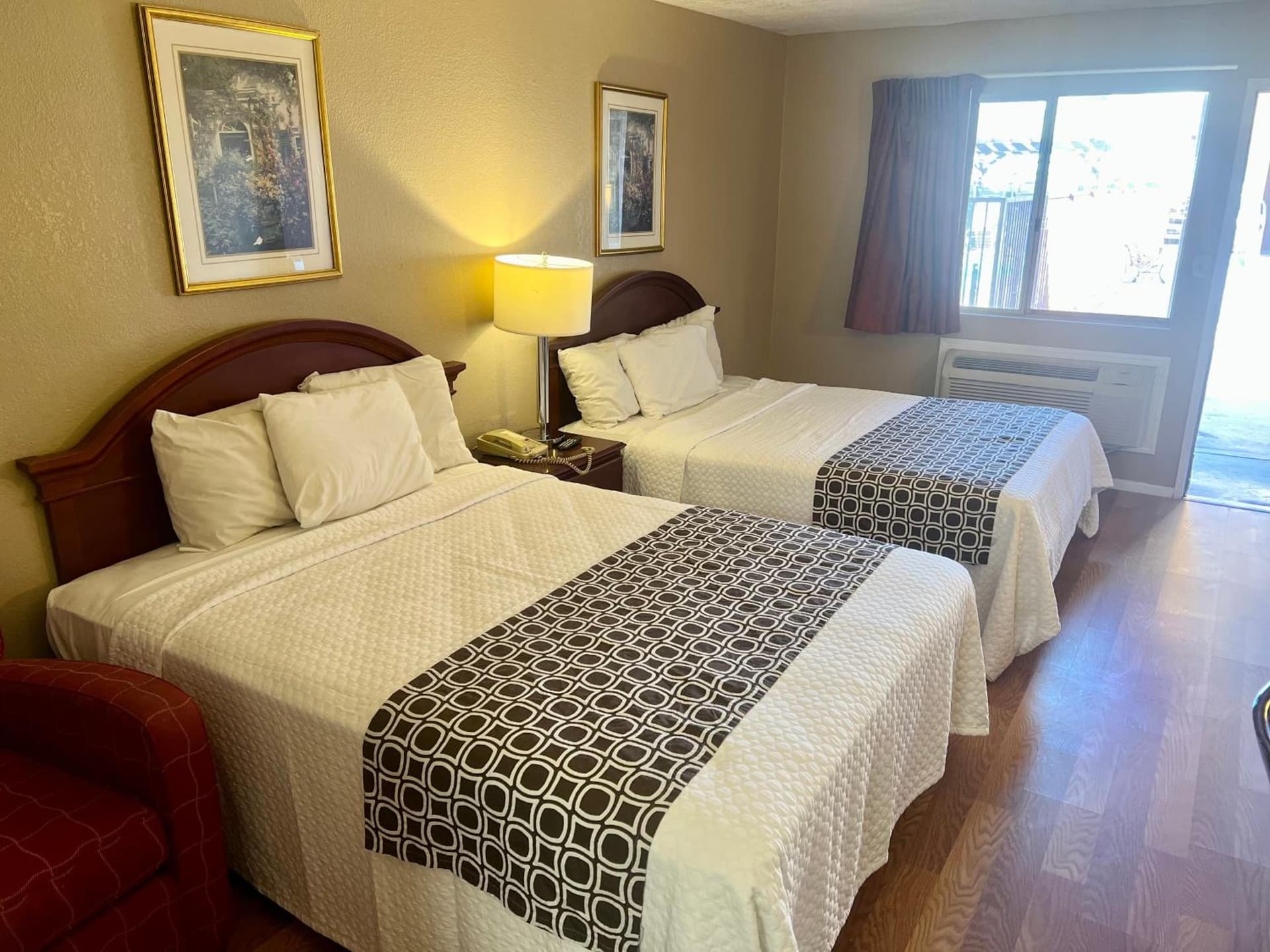 Days Inn by Wyndham Victorville - Hesperia I-15 Palmdale Road gallery photo in Victorville, CA — image 20