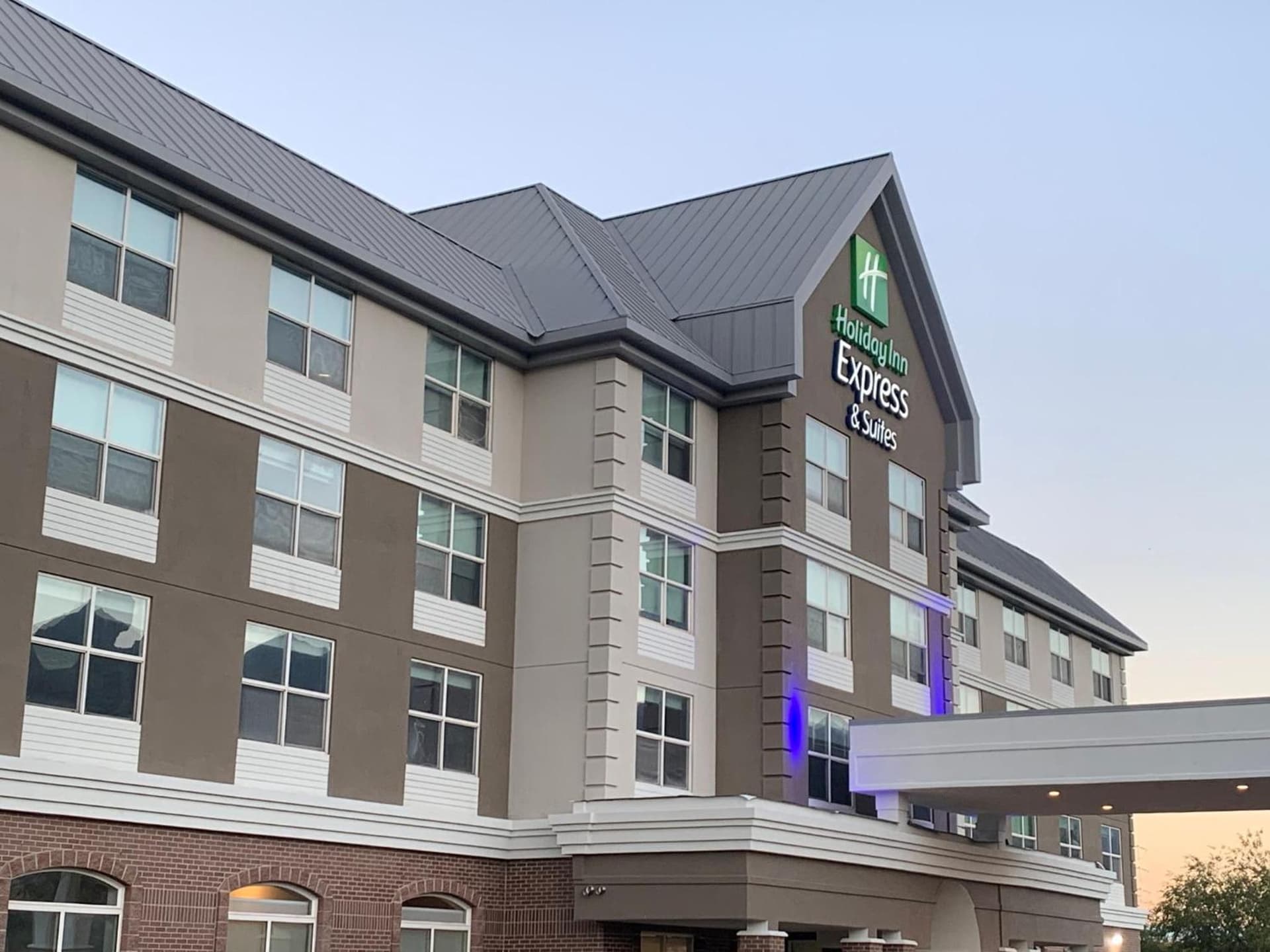 Holiday Inn Express & Suites Salt Lake City N - Bountiful gallery photo in Bountiful, UT — image 40