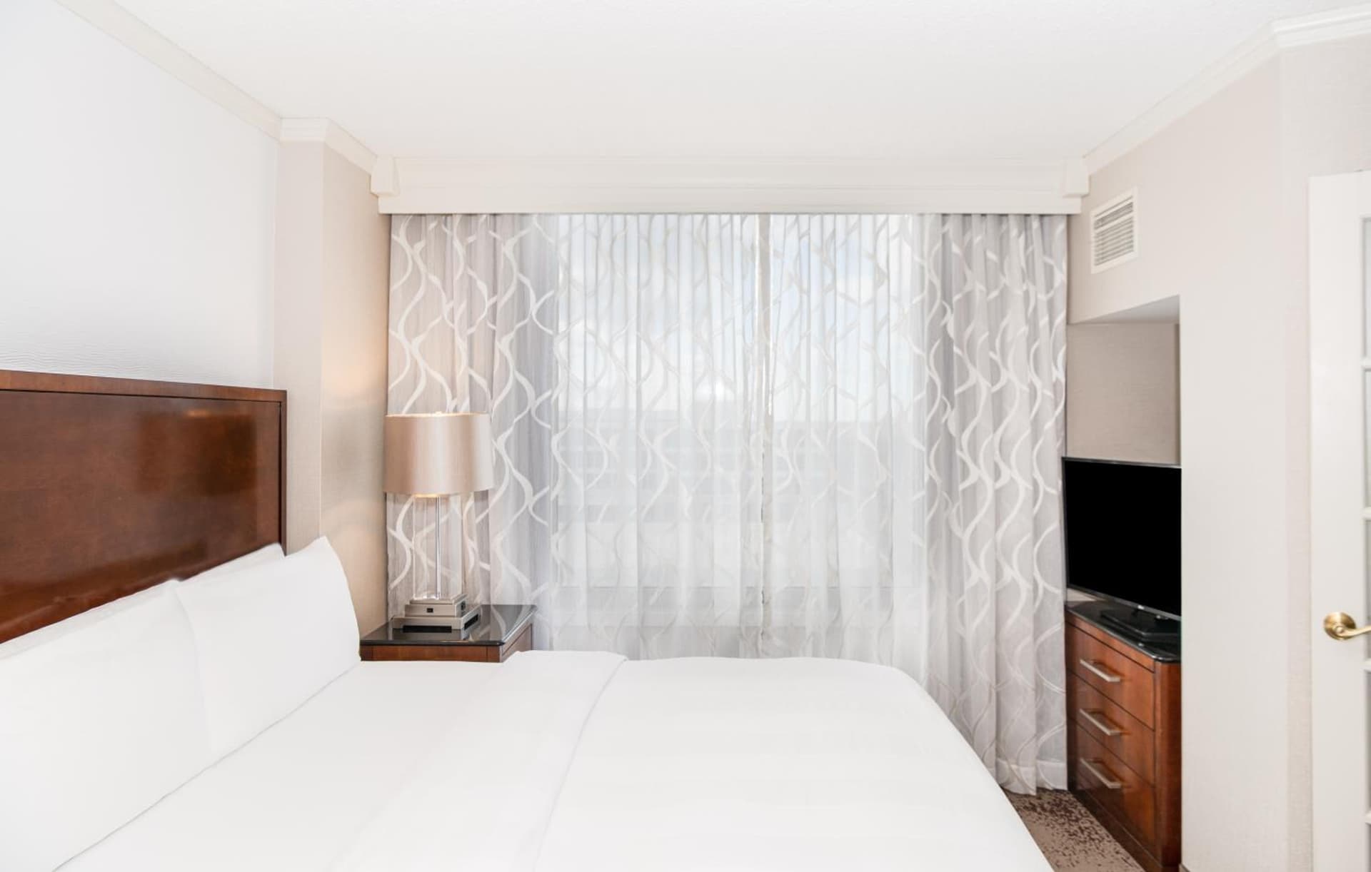 Chicago Marriott Suites Deerfield gallery photo in Deerfield, IL — image 67