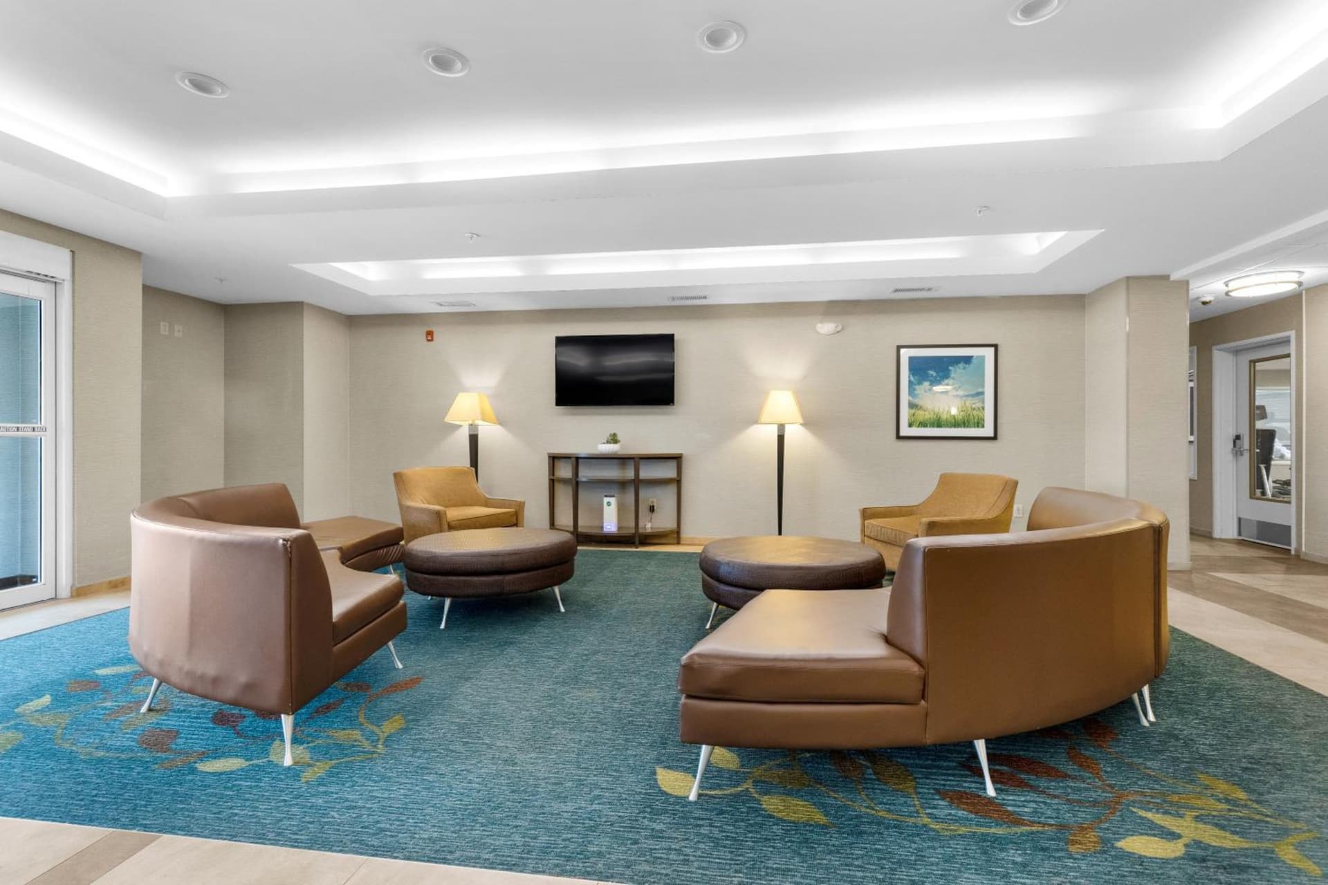 Candlewood Suites Erie by IHG interior in Erie, PA — gallery photo 2