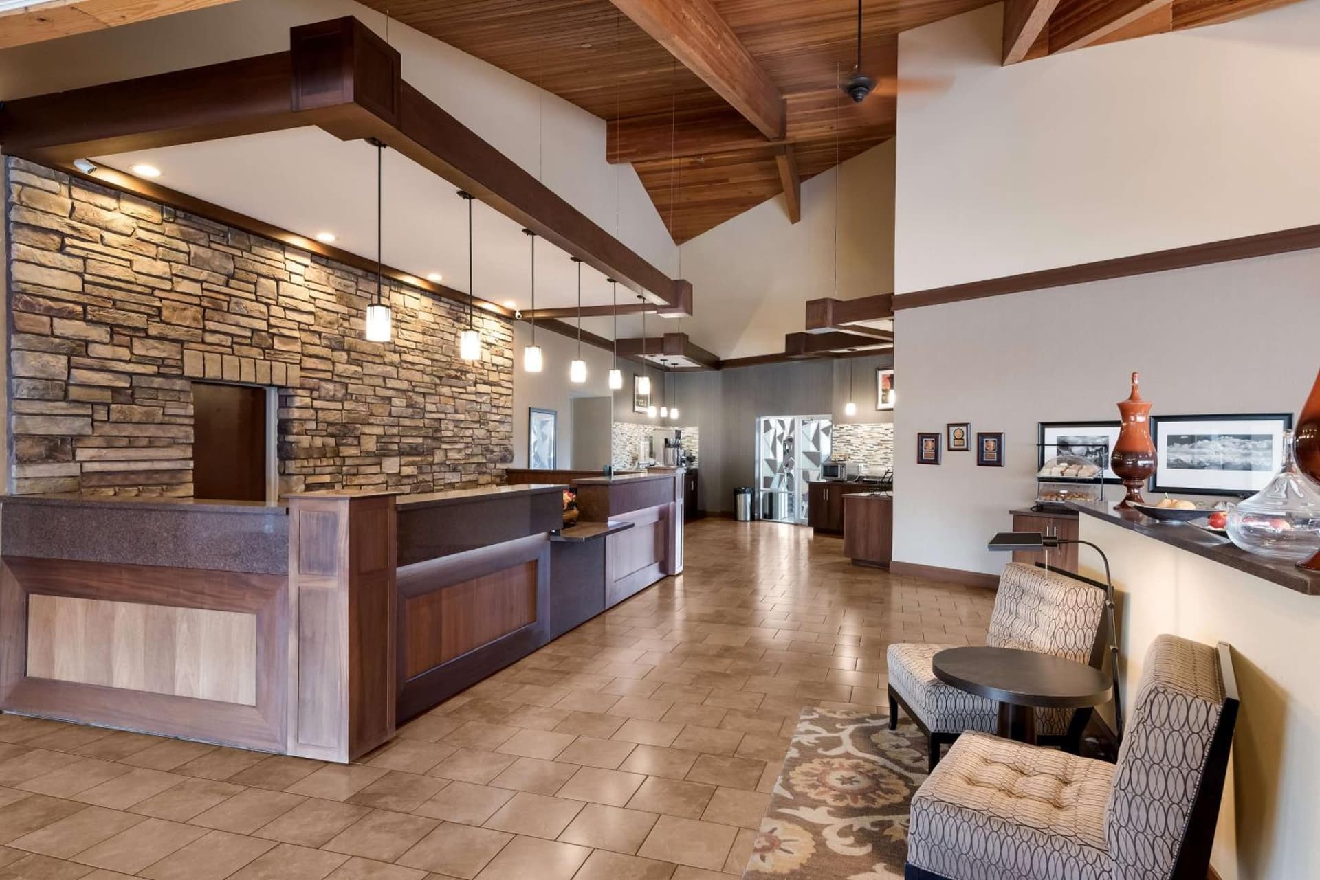 Best Western Plus Cedar City interior in Cedar City, UT — gallery photo 2
