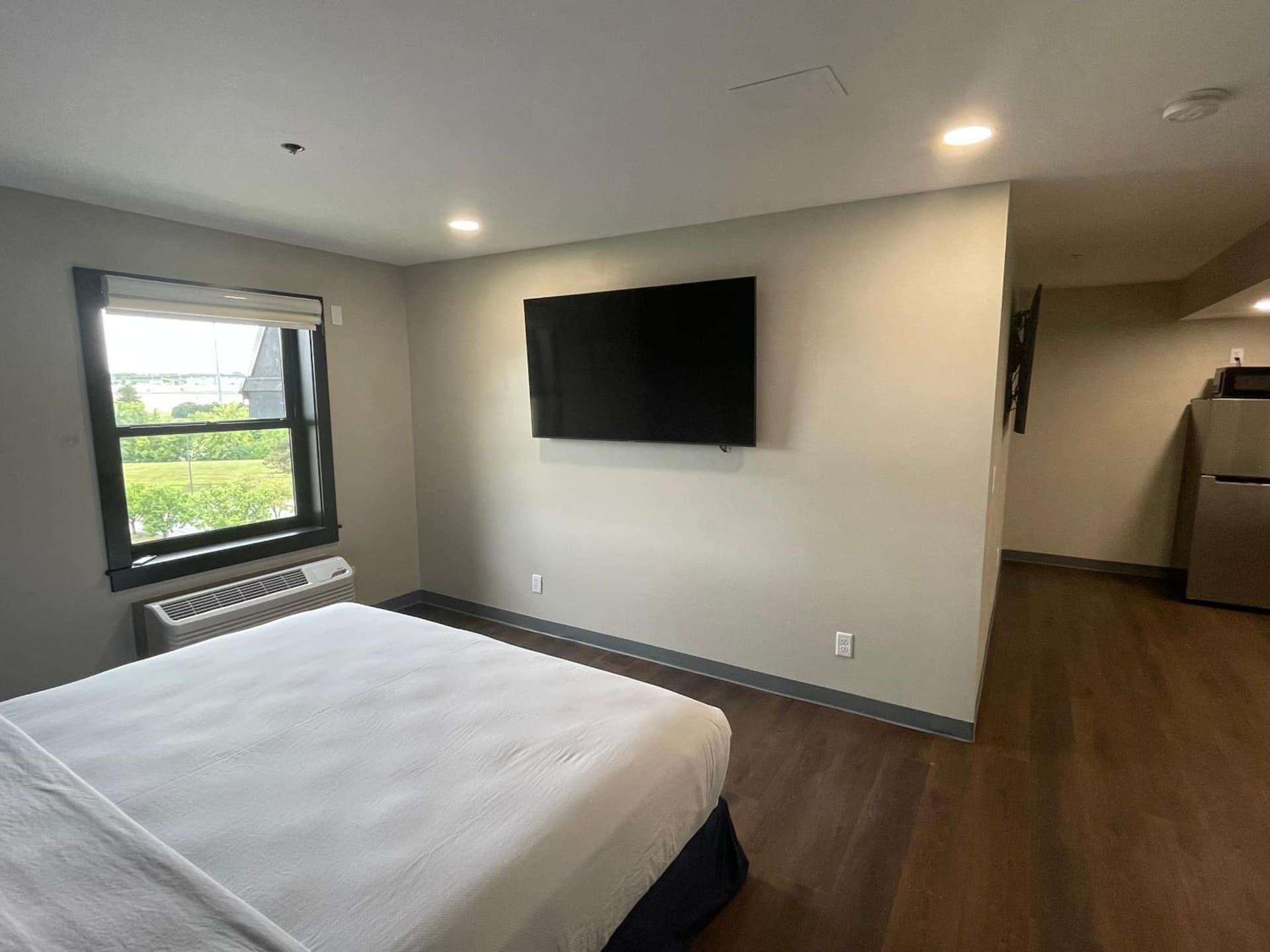 Chateau Hotel and Conference Center gallery photo in Bloomington, IL — image 44