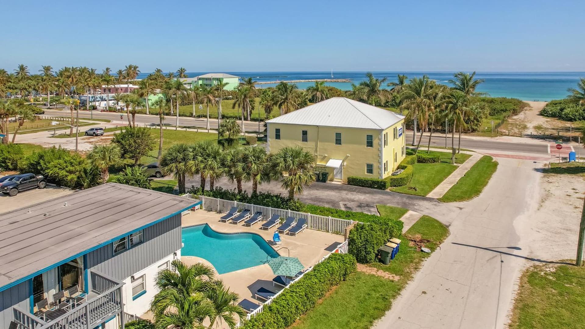 Royal Inn Beach Hutchinson Island property views in Fort Pierce, FL — gallery photo 3