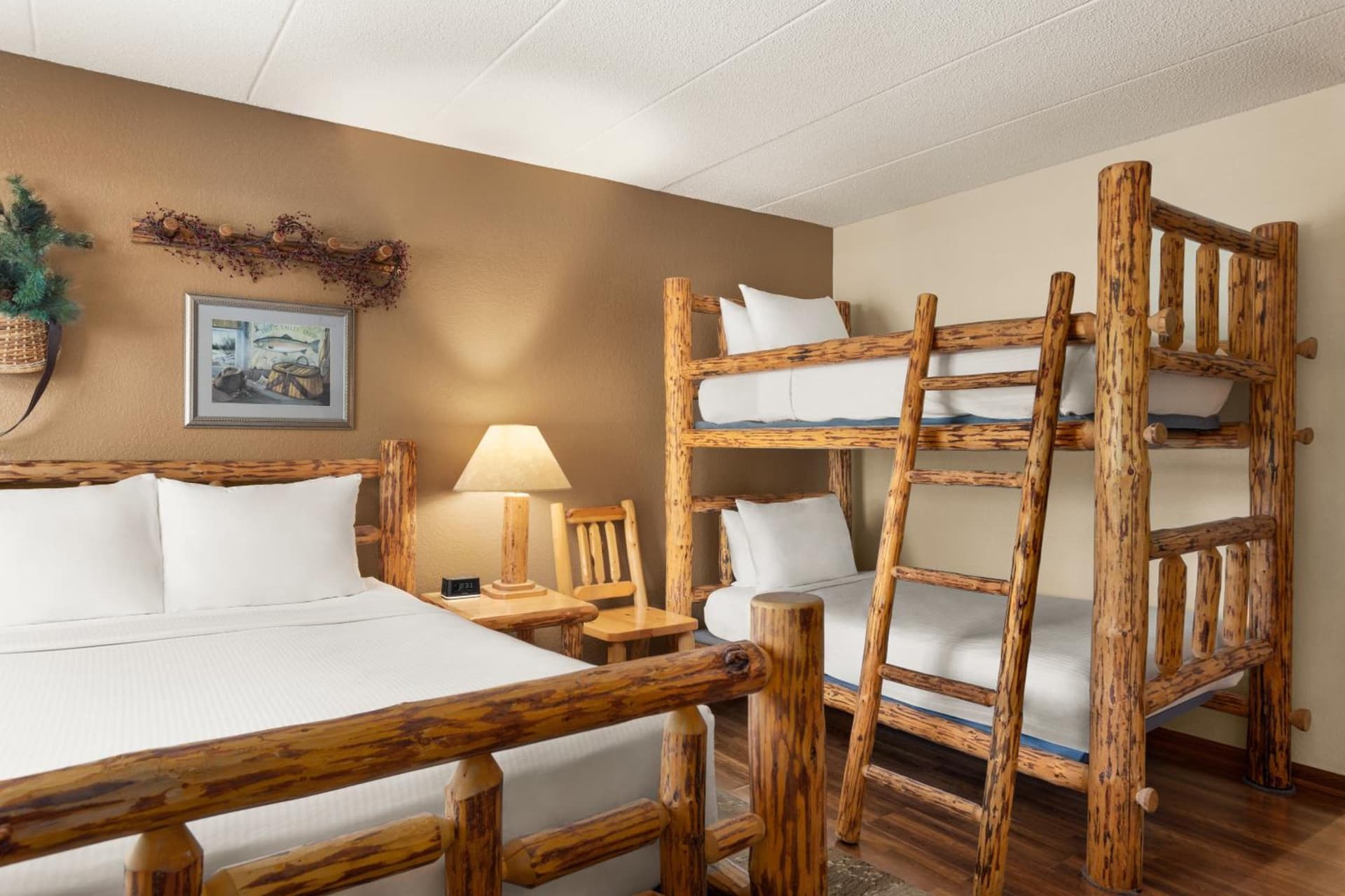 Baymont by Wyndham Owatonna interior in Owatonna, MN — gallery photo 2