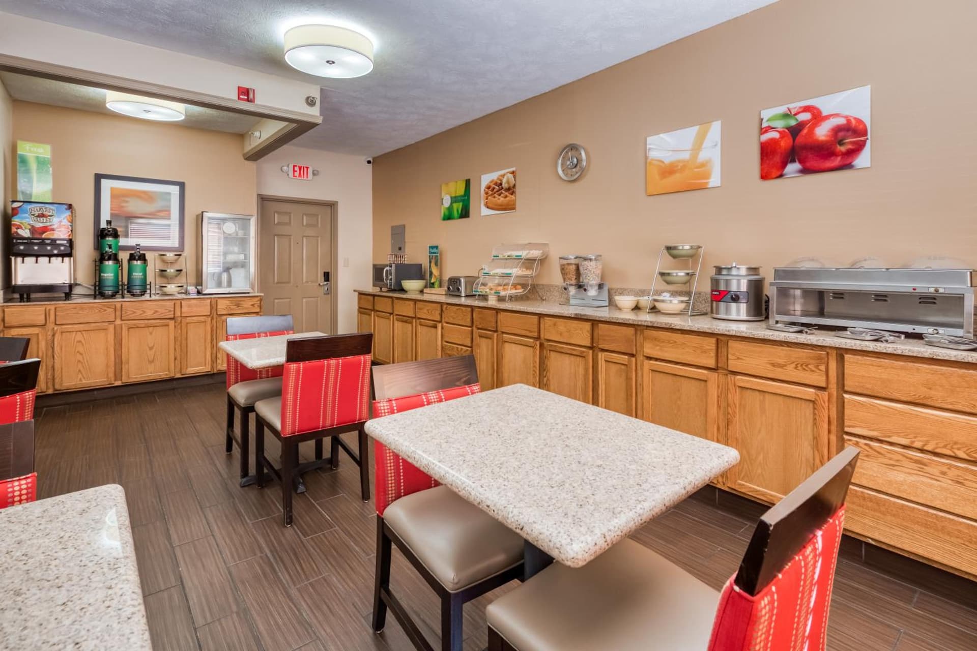 Quality Inn & Suites Springfield Southwest near I-72 gallery photo in Springfield, IL — image 49