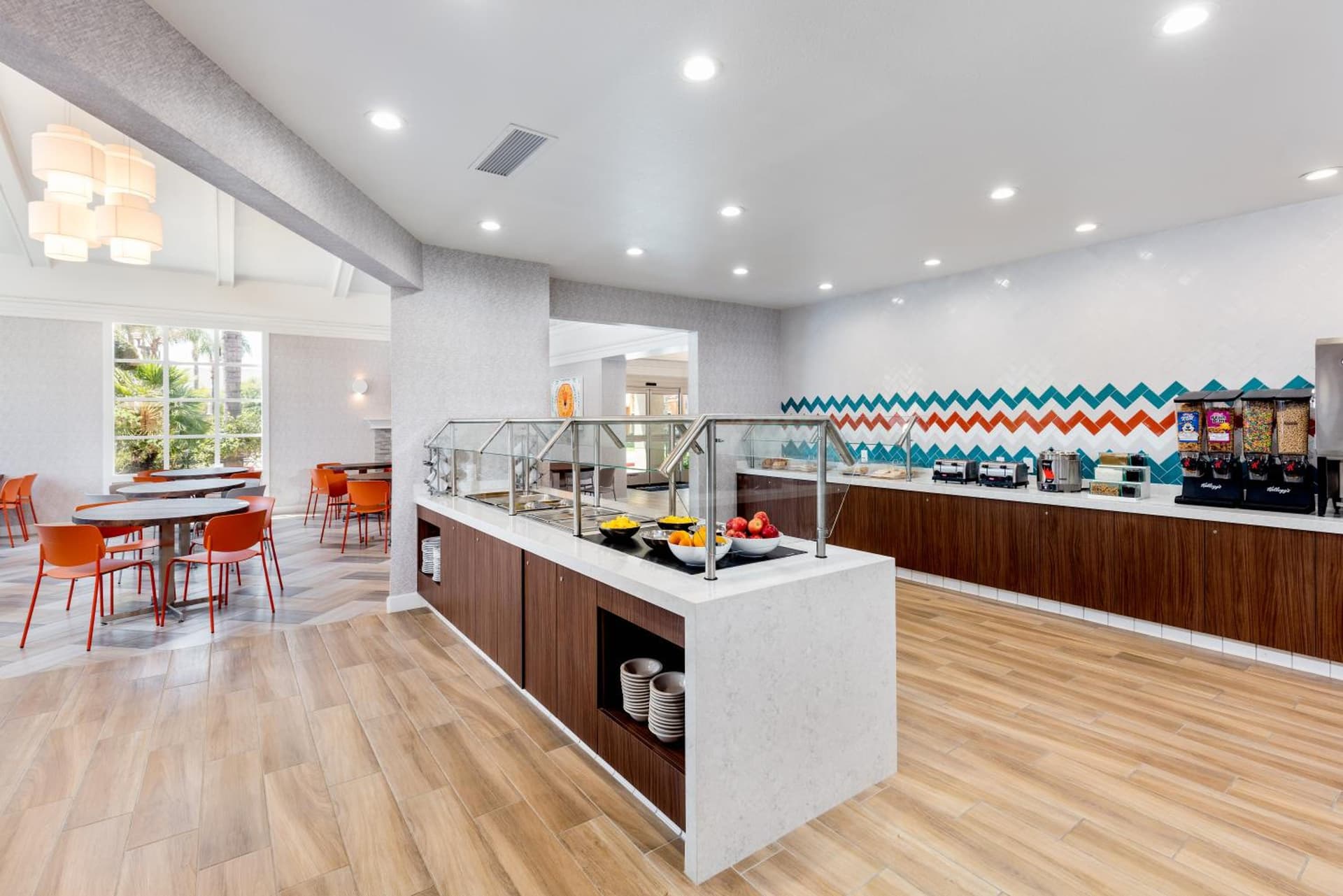 Clementine Hotel & Suites Anaheim gallery photo in Anaheim, CA — image 5