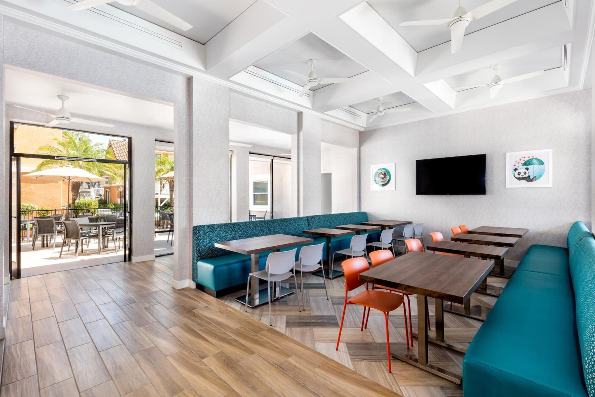 Clementine Hotel & Suites Anaheim gallery photo in Anaheim, CA — image 23