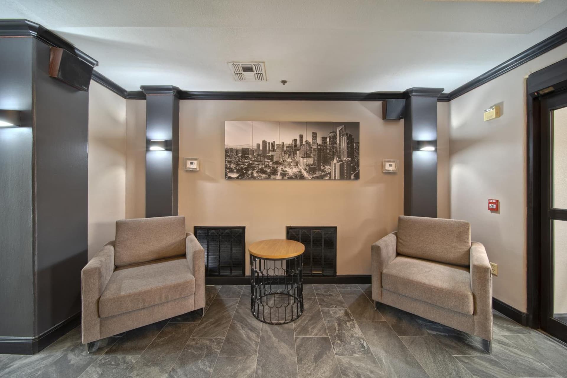 Wingate by Wyndham Houston Bush Intercontinental Airport gallery photo in Houston, TX — image 39