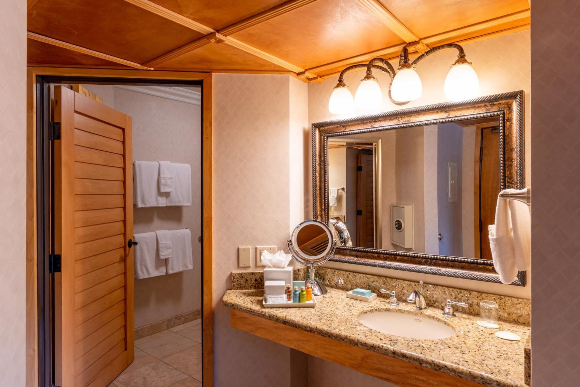 Pacific Terrace Hotel gallery photo in San Diego, CA — image 108