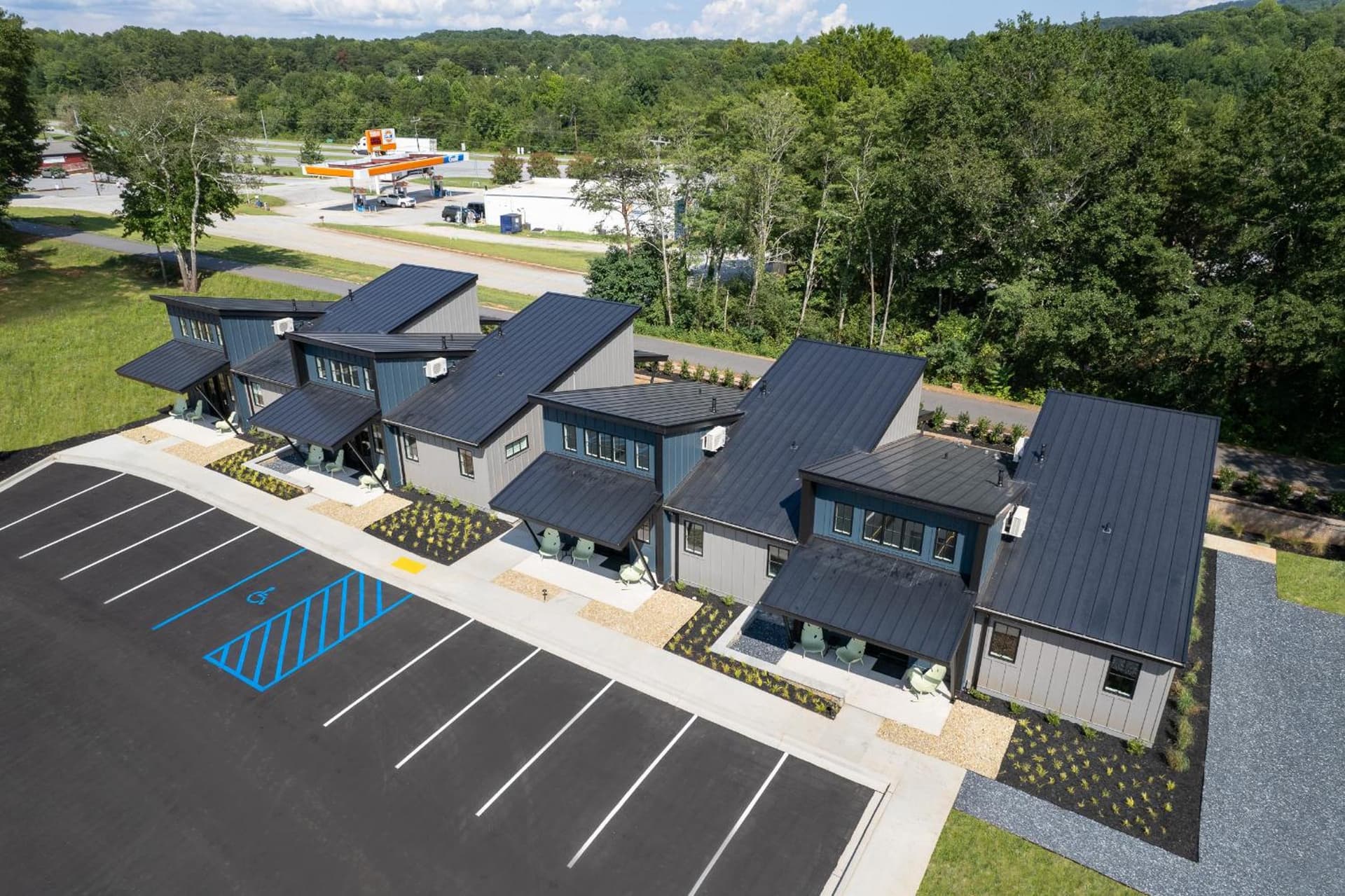 The Station by Compo Hotels property views in Travelers Rest, SC — gallery photo 3