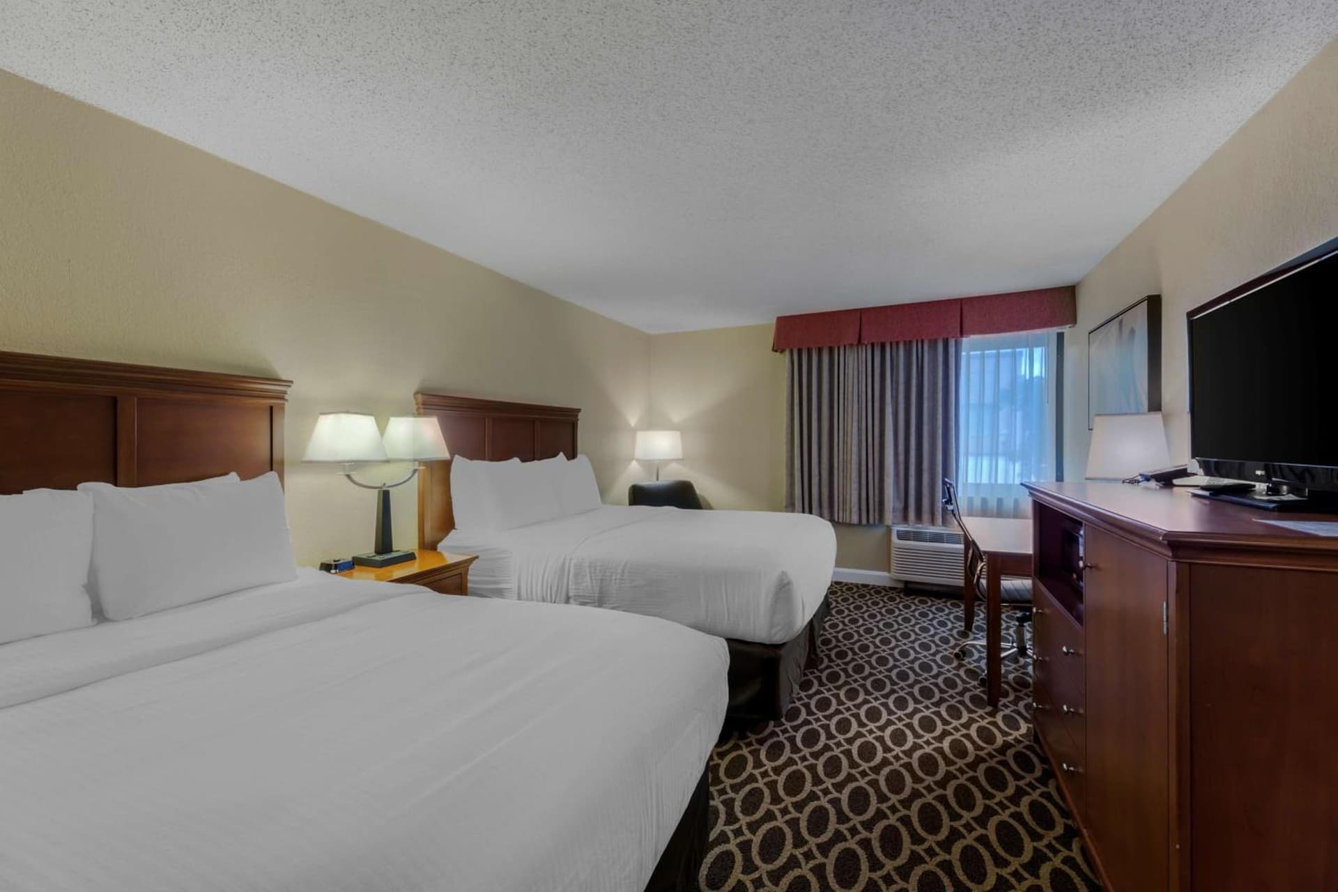 Best Western Plus Wooster Hotel & Conference Center gallery photo in Wooster, OH — image 42