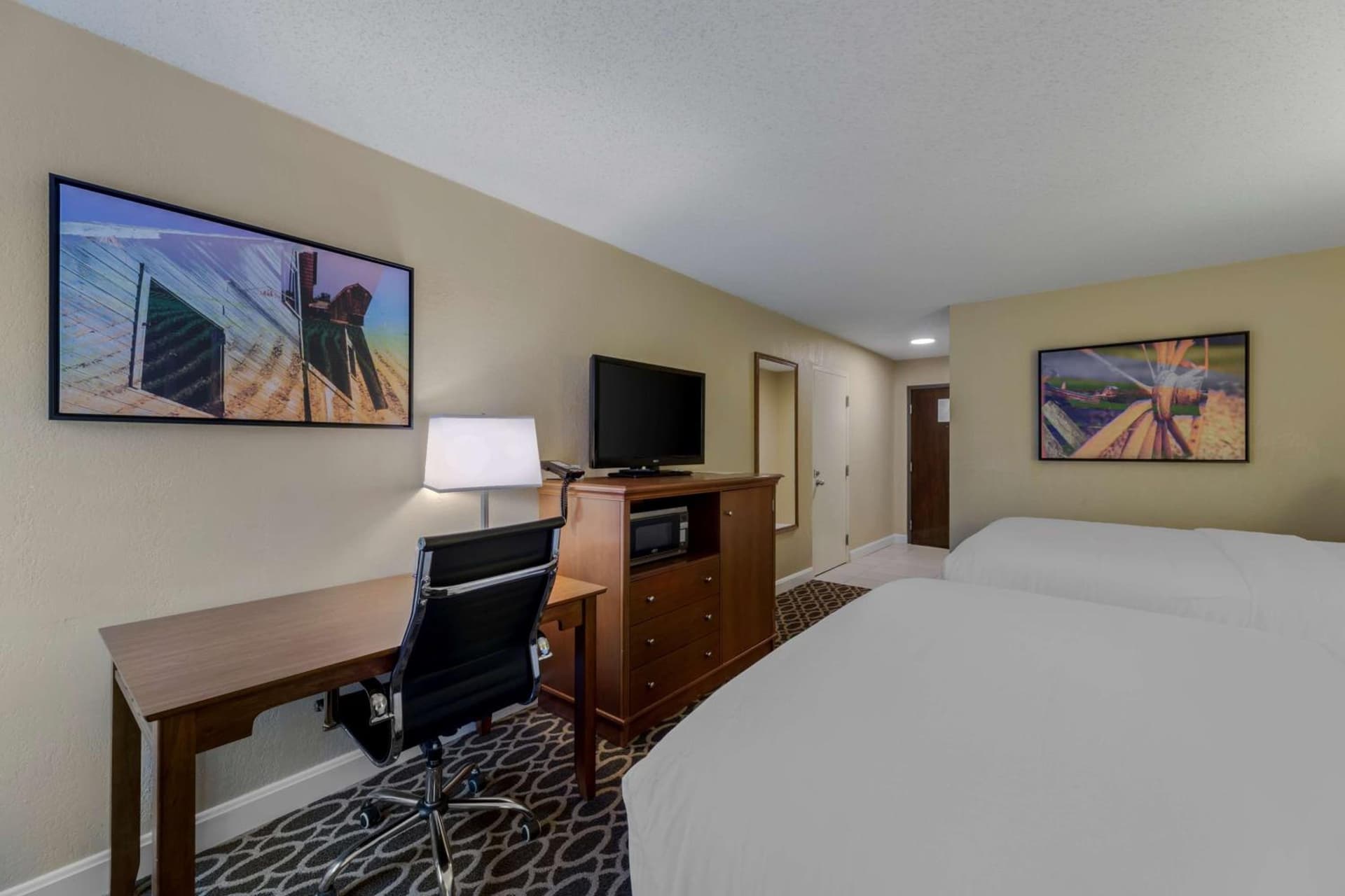Best Western Plus Wooster Hotel & Conference Center gallery photo in Wooster, OH — image 28