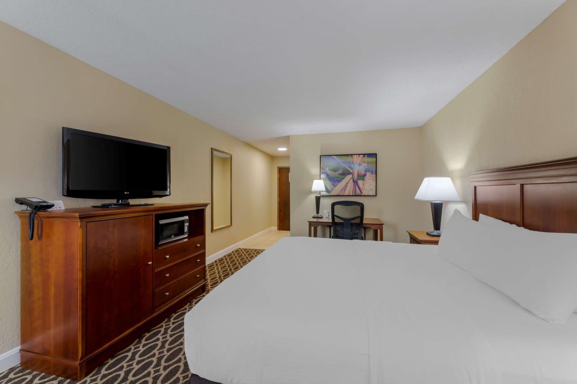 Best Western Plus Wooster Hotel & Conference Center gallery photo in Wooster, OH — image 16