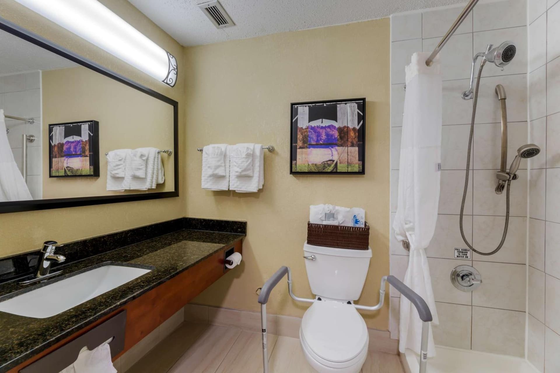 Best Western Plus Wooster Hotel & Conference Center gallery photo in Wooster, OH — image 6