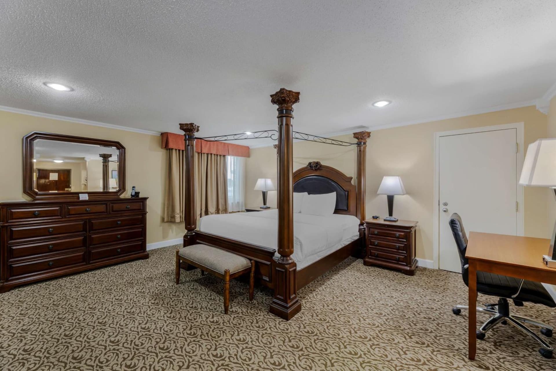 Best Western Plus Wooster Hotel & Conference Center gallery photo in Wooster, OH — image 14