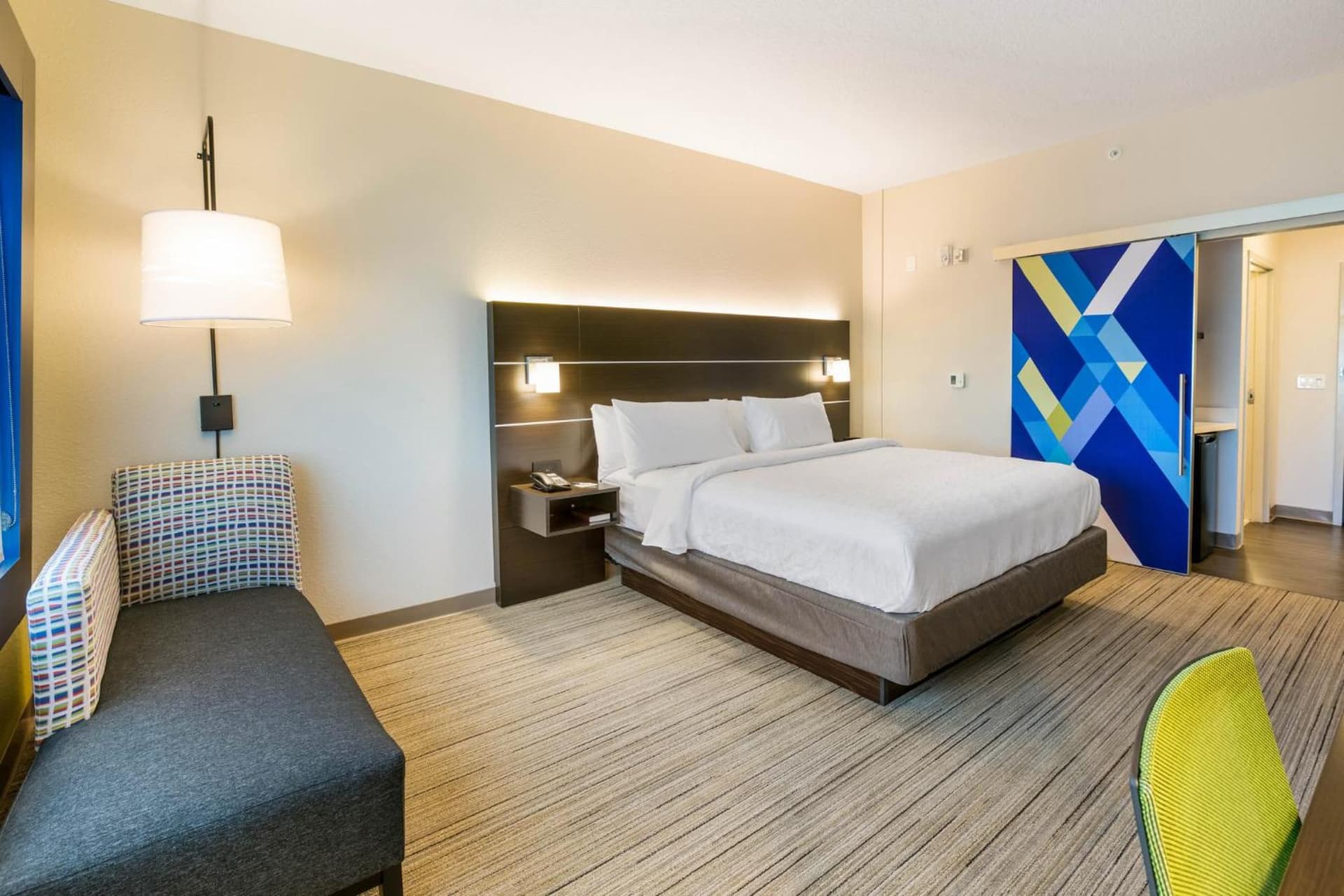Holiday Inn Express & Suites Jacksonville - Town Center by IHG gallery photo in Jacksonville, FL — image 20