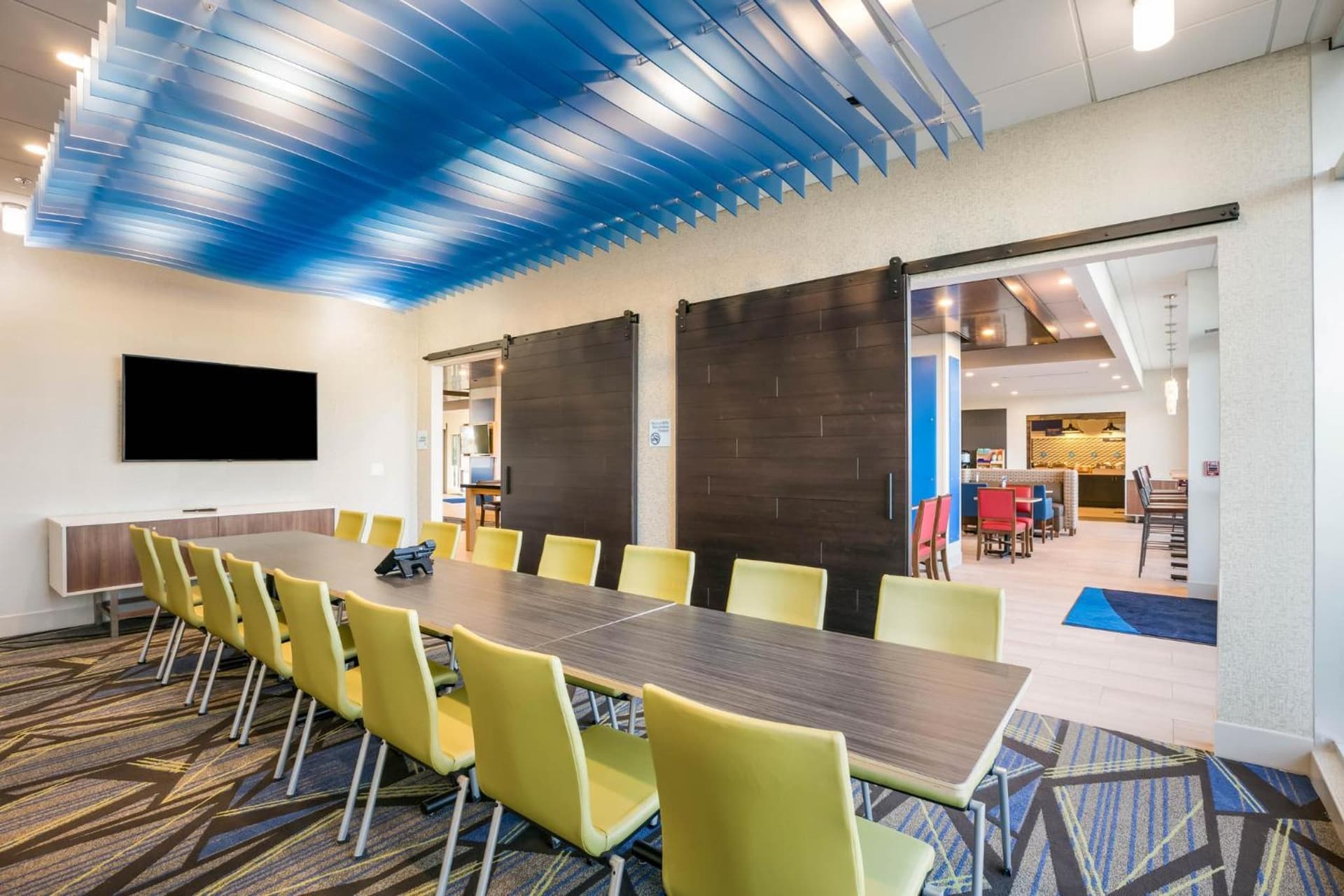 Holiday Inn Express & Suites Jacksonville - Town Center by IHG gallery photo in Jacksonville, FL — image 37