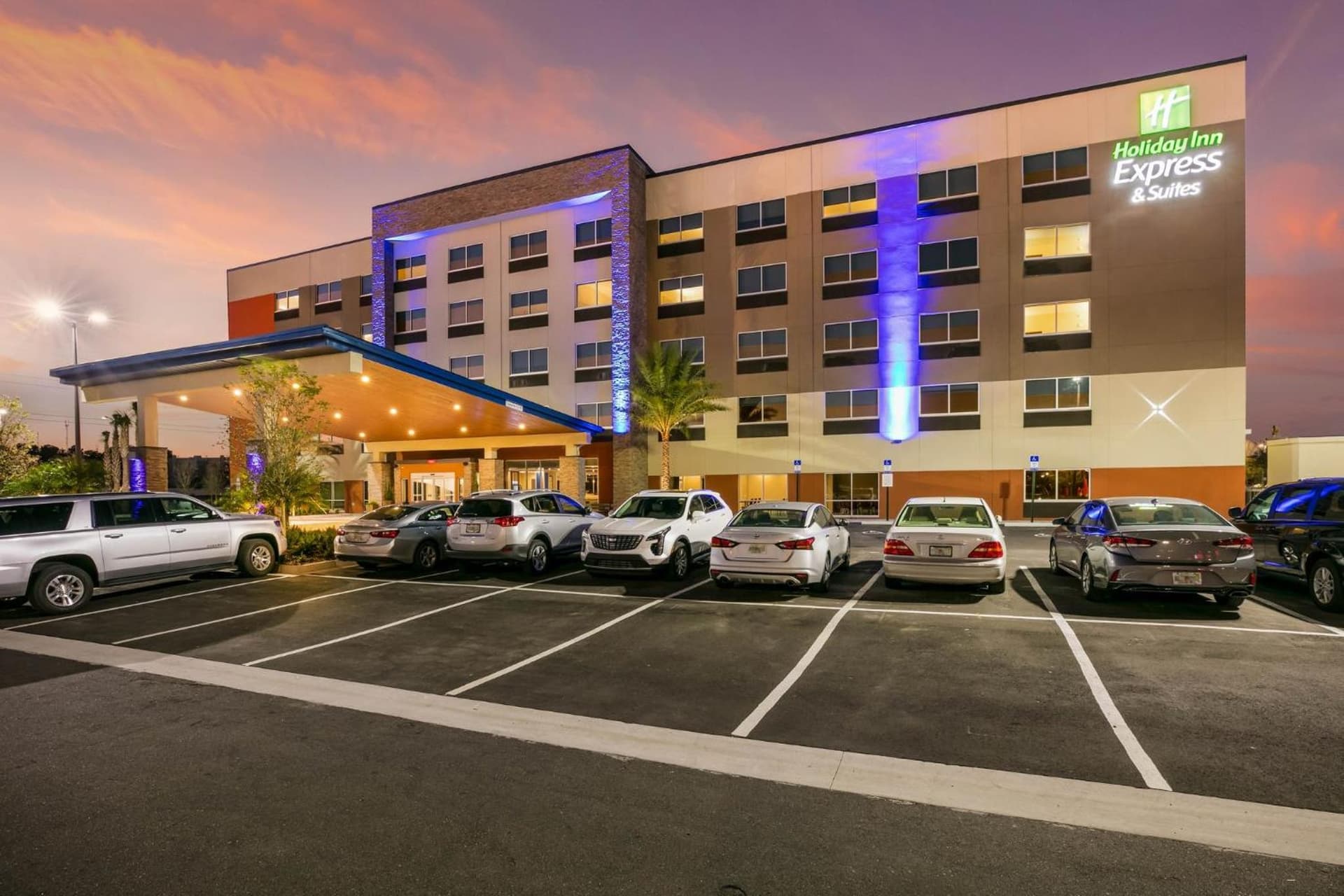 Holiday Inn Express & Suites Jacksonville - Town Center by IHG gallery photo in Jacksonville, FL — image 6