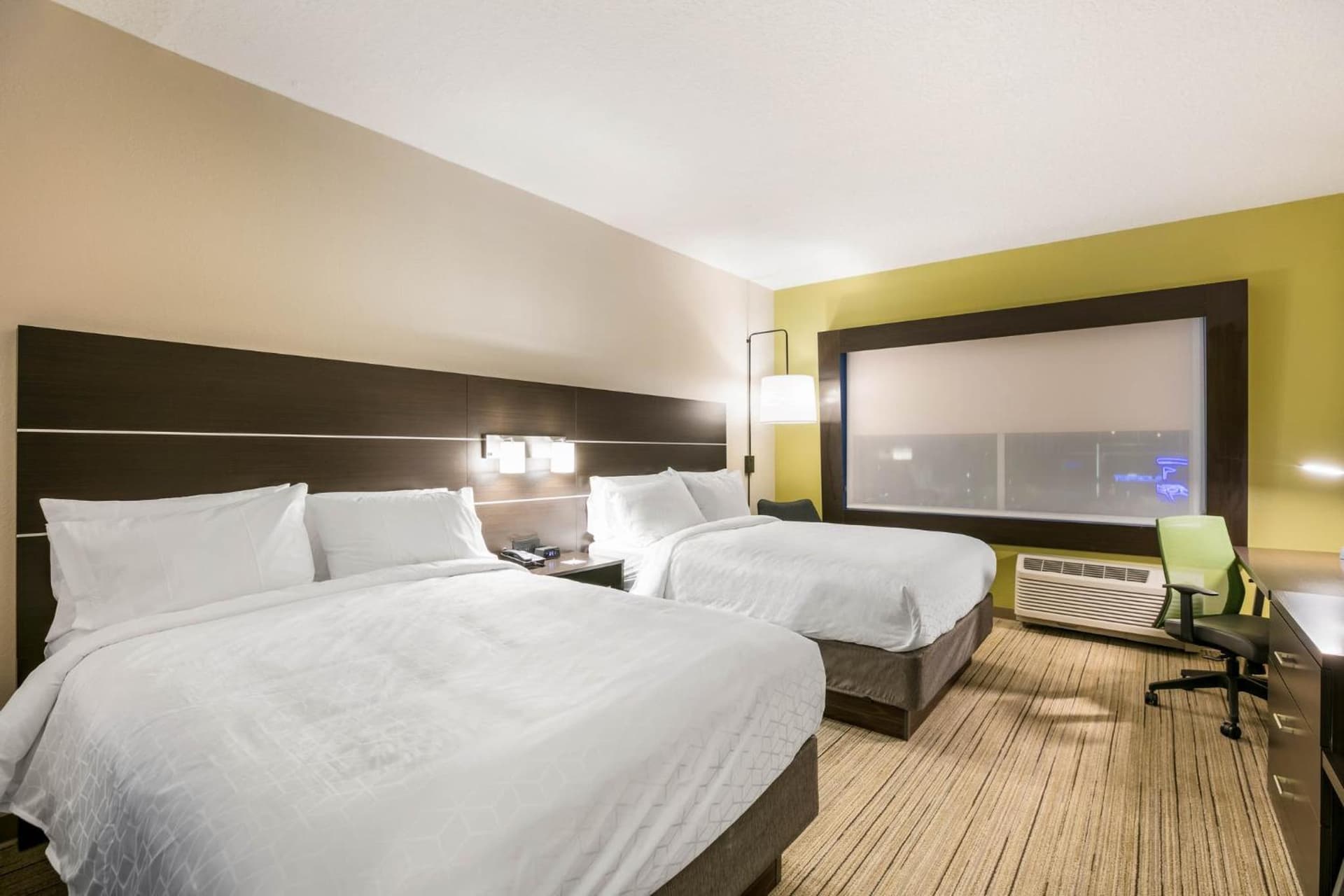 Holiday Inn Express & Suites Jacksonville - Town Center by IHG gallery photo in Jacksonville, FL — image 31