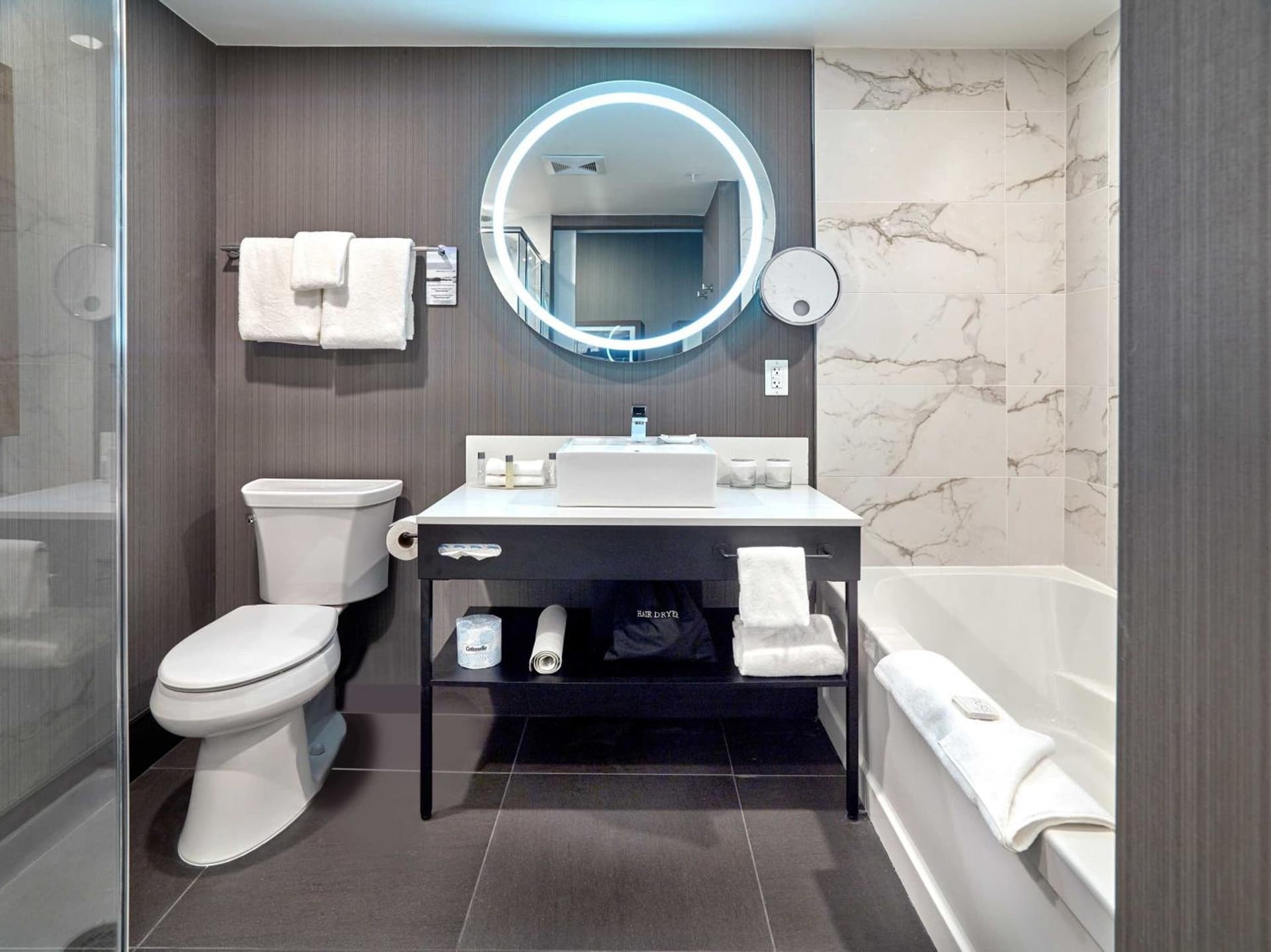 Sandman Signature Plano-Frisco Hotel gallery photo in Plano, TX — image 16