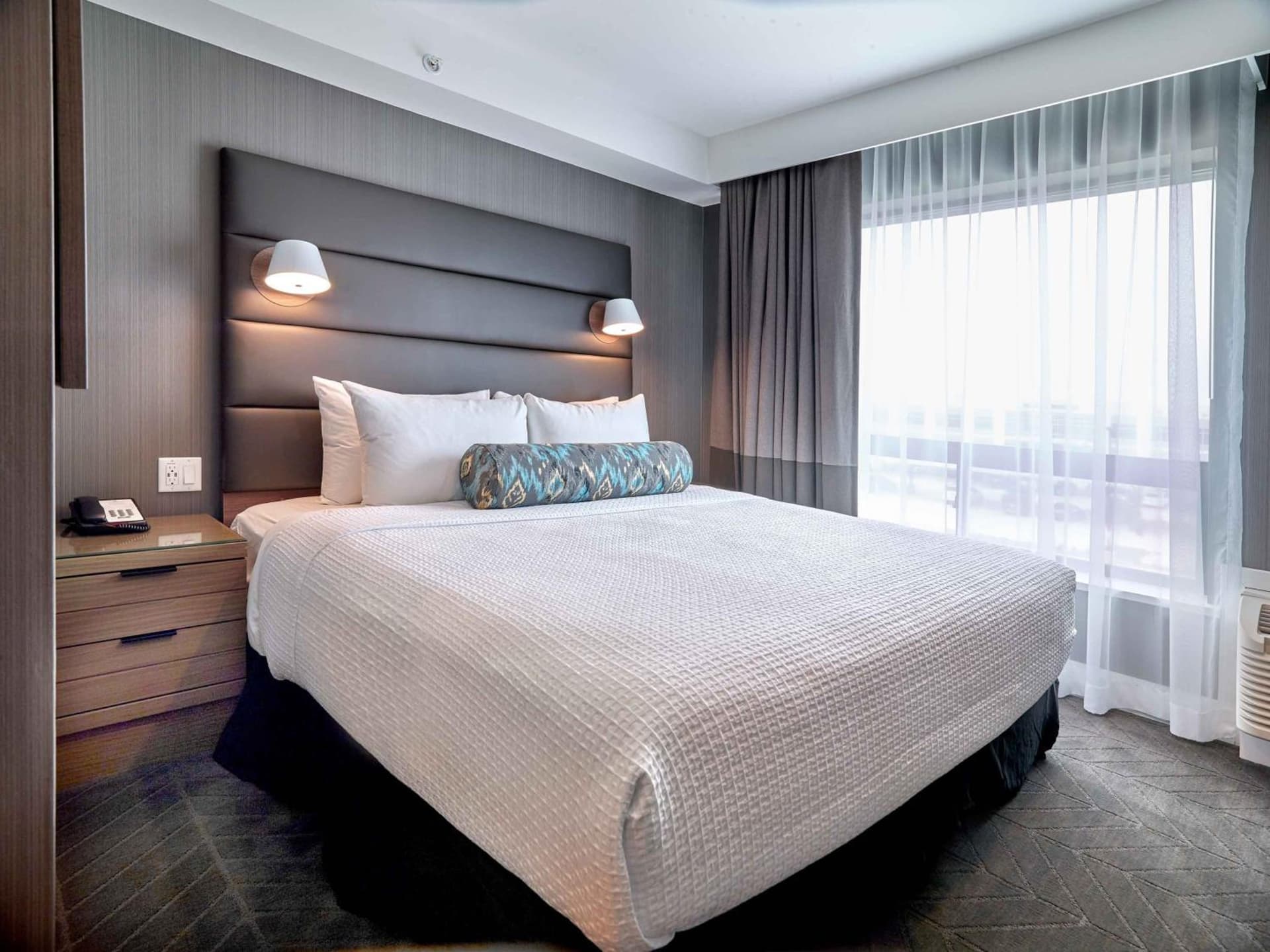 Sandman Signature Plano-Frisco Hotel gallery photo in Plano, TX — image 37