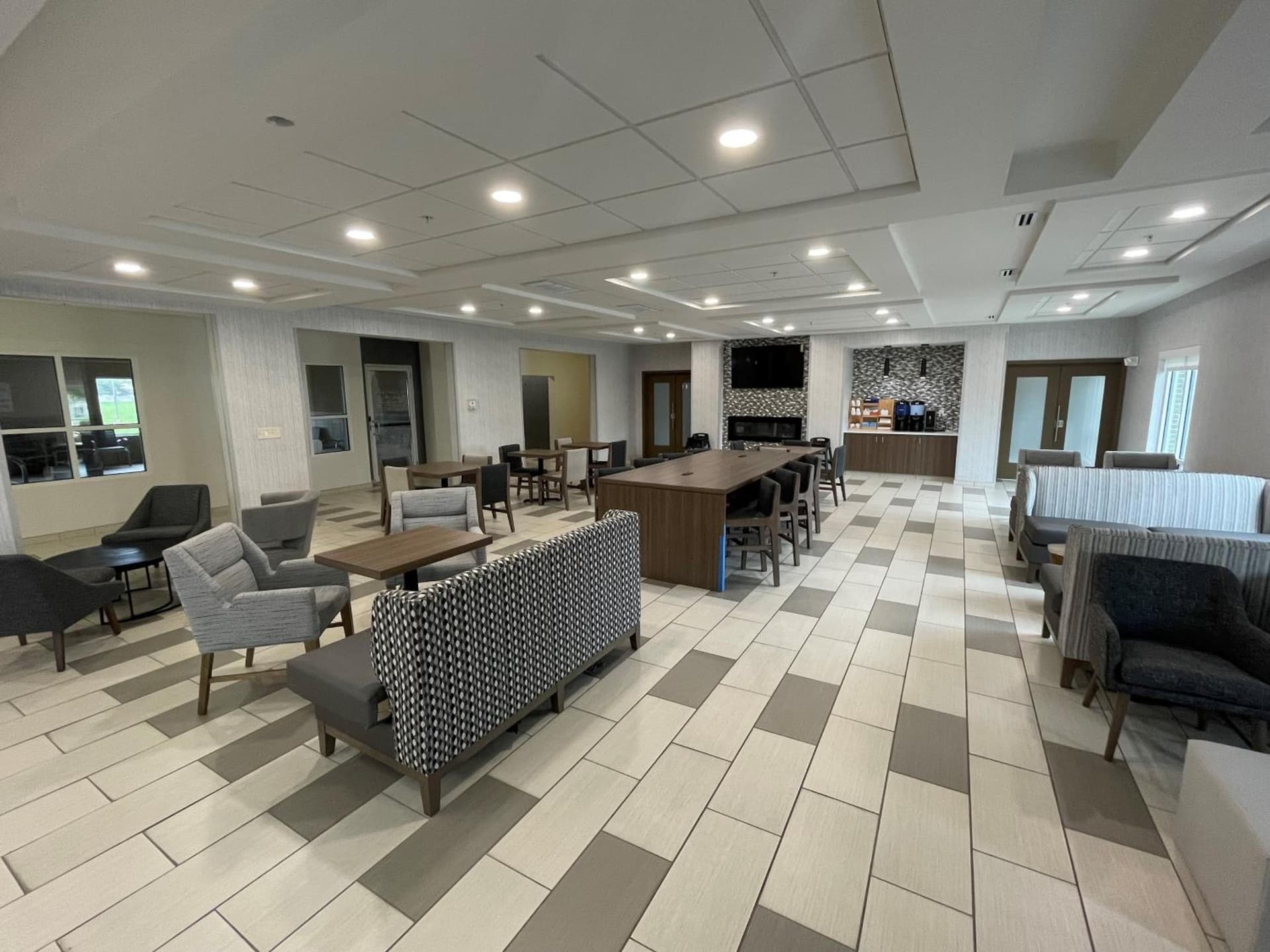 La Quinta Inn & Suites by Wyndham Ankeny IA - Des Moines IA gallery photo in Ankeny, IA — image 35
