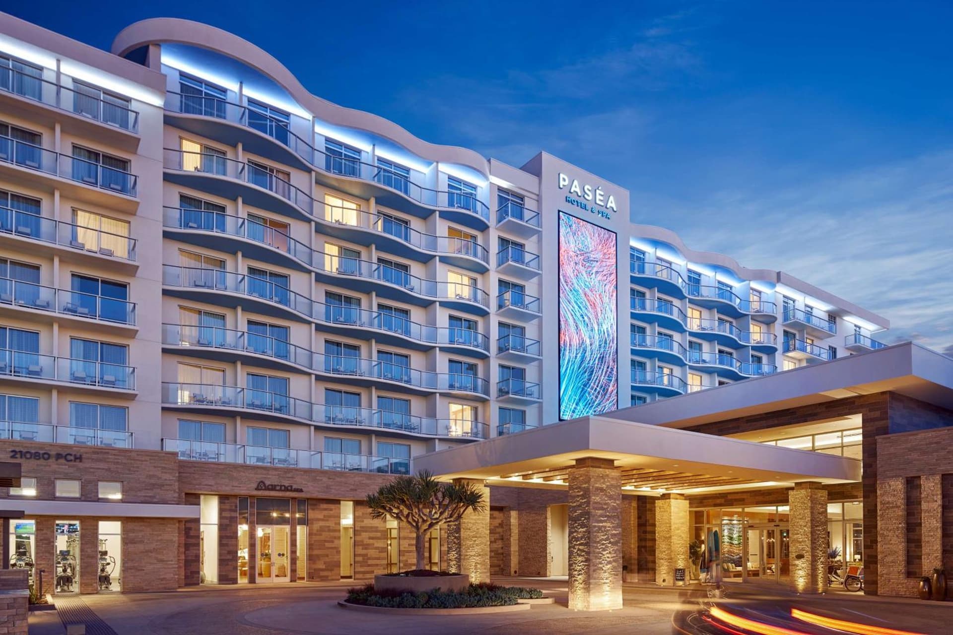 Paséa Hotel & Spa property views in Huntington Beach, CA — gallery photo 3