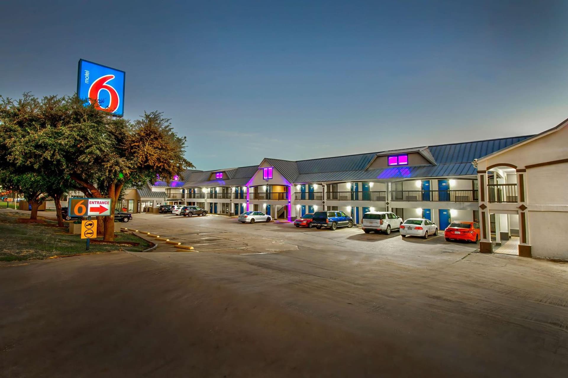 Motel 6-Fort Worth, TX - White Settlement featured exterior or lobby in Fort Worth, TX — similar hotel