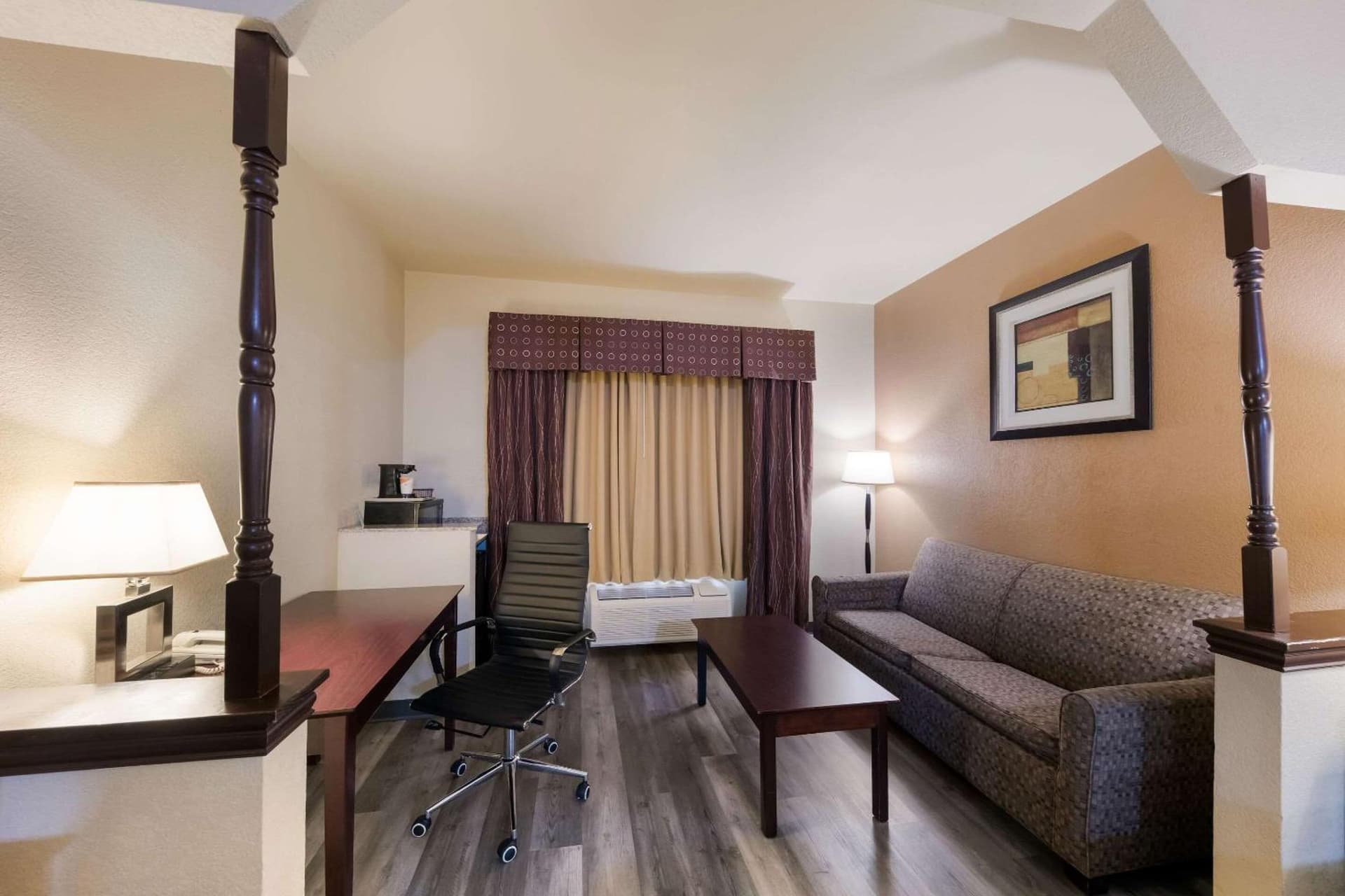 Quality Inn & Suites Terrell gallery photo in Terrell, TX — image 38