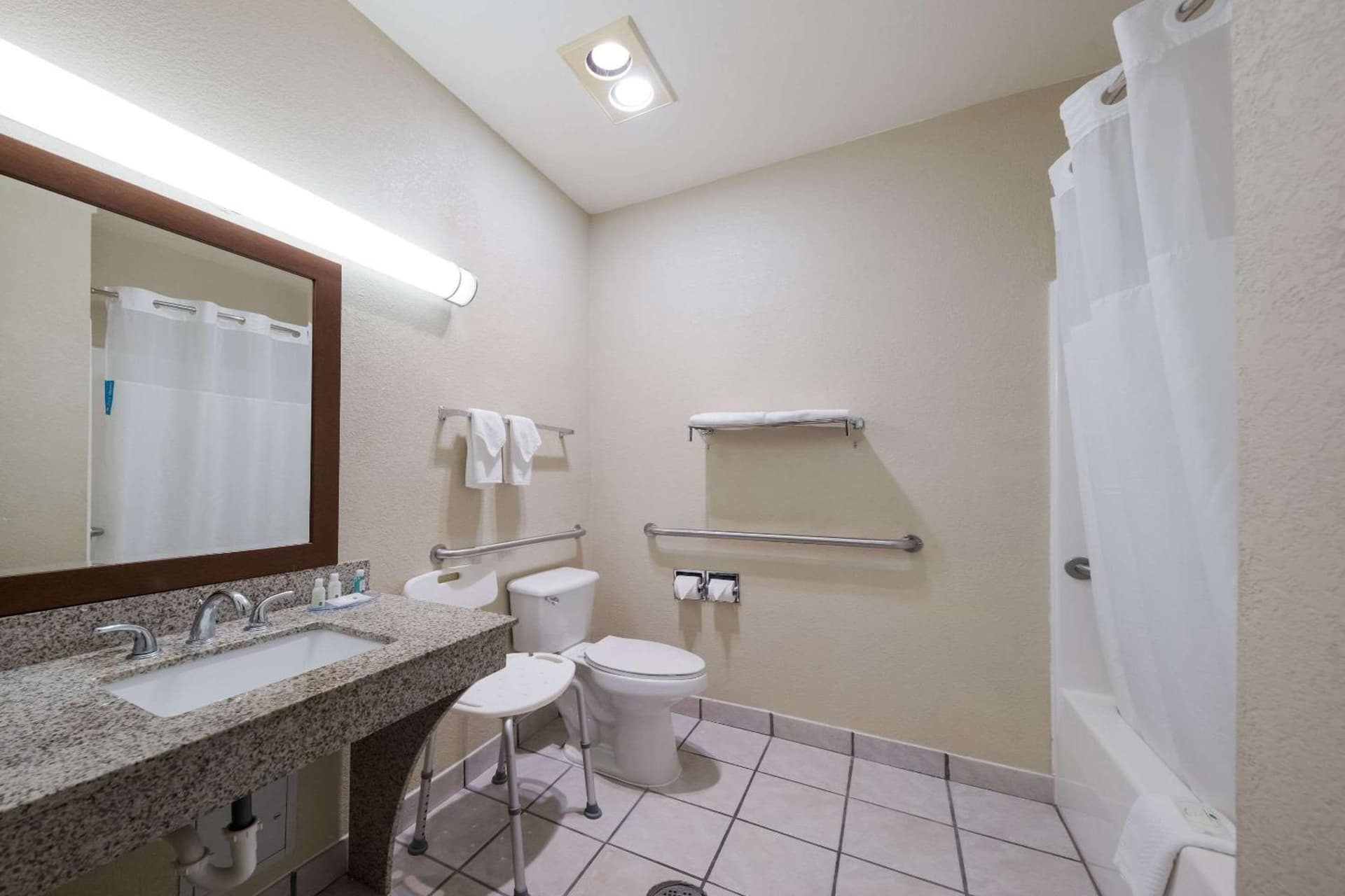 Quality Inn & Suites Terrell gallery photo in Terrell, TX — image 50