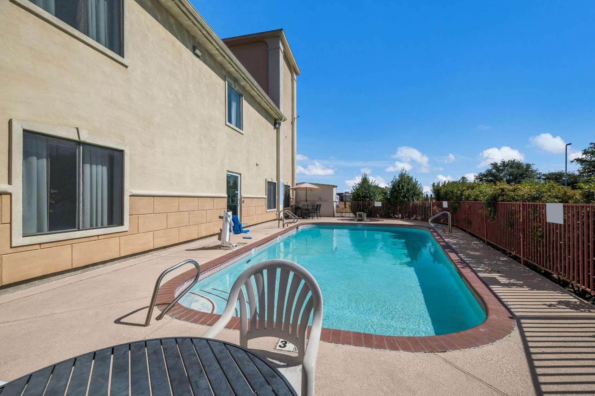Quality Inn & Suites Terrell gallery photo in Terrell, TX — image 54
