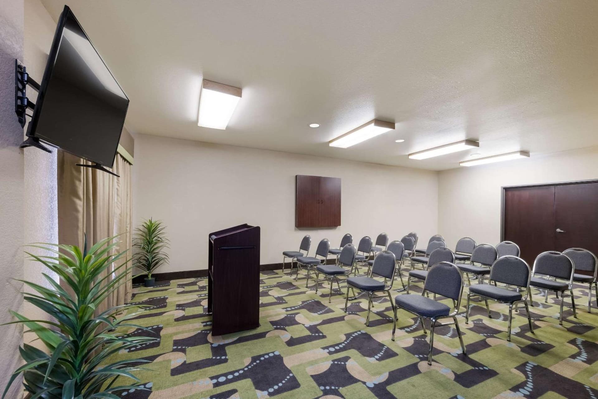 Quality Inn & Suites Terrell gallery photo in Terrell, TX — image 56