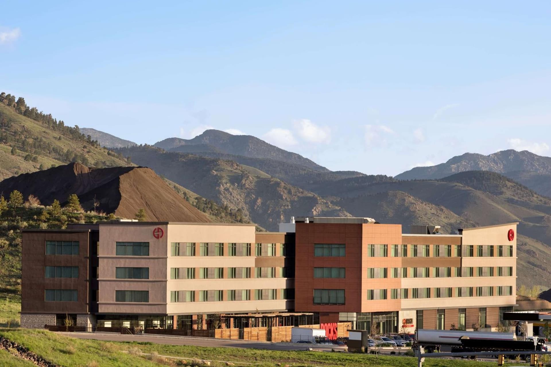 Origin Red Rocks, a Wyndham Hotel interior in Golden, CO — gallery photo 2